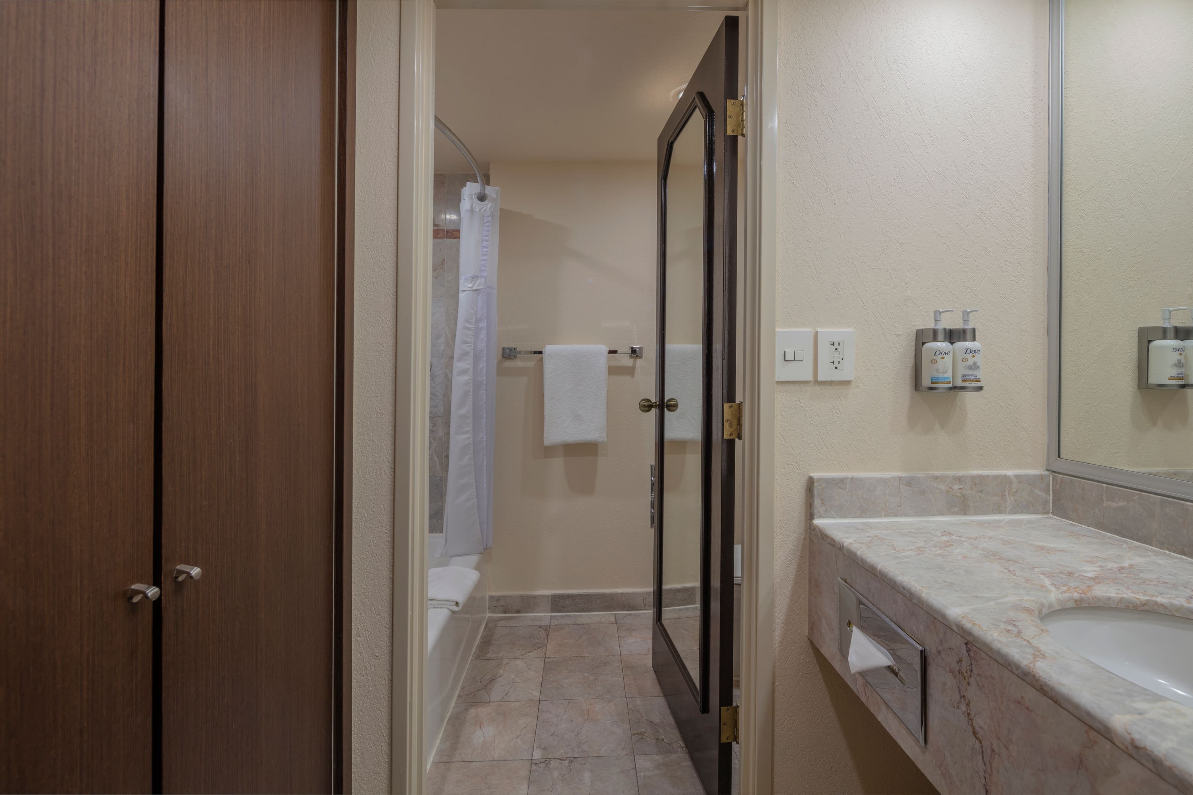 Holiday Inn Puebla La Noria — 3