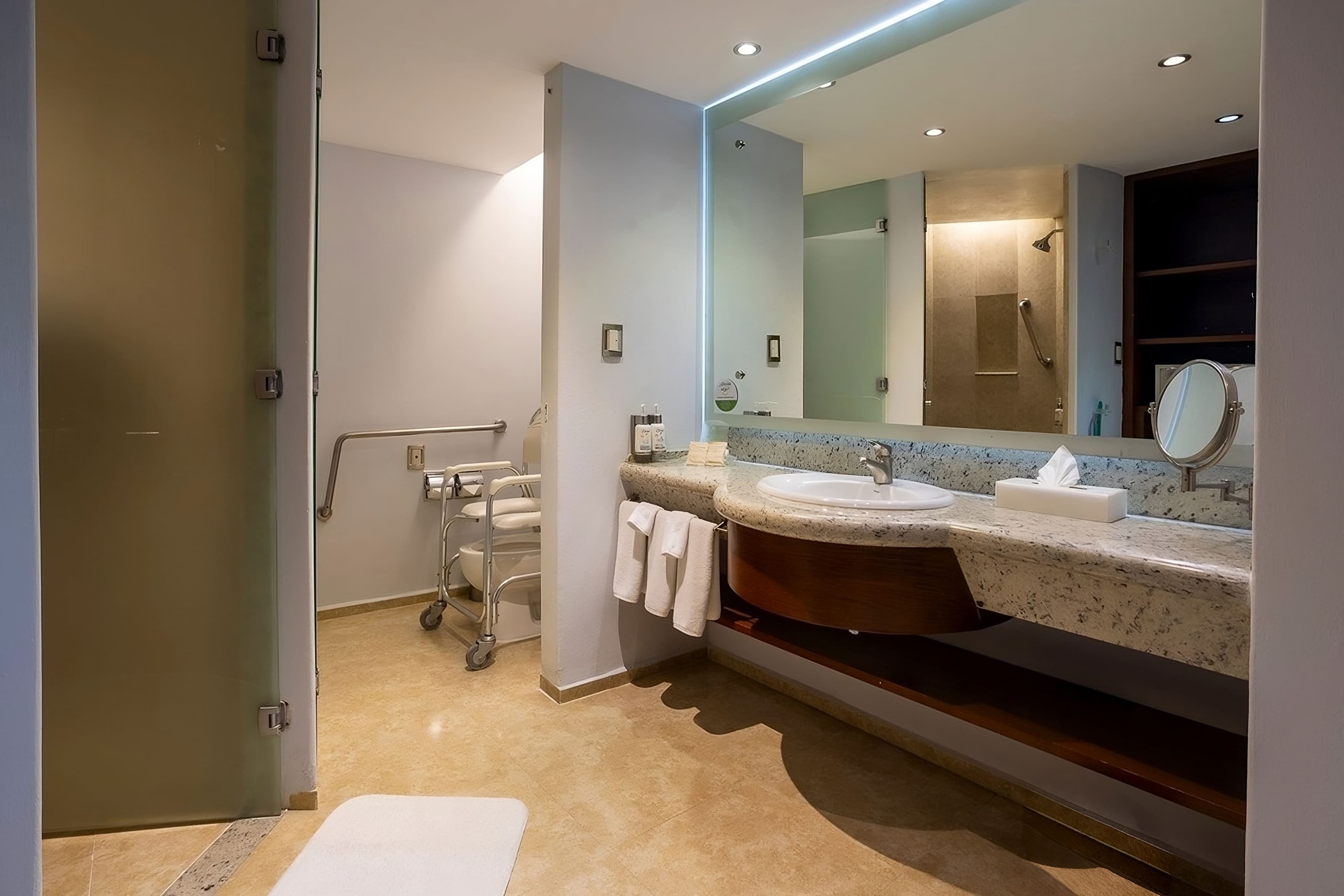 Holiday Inn Puebla Finsa — 28