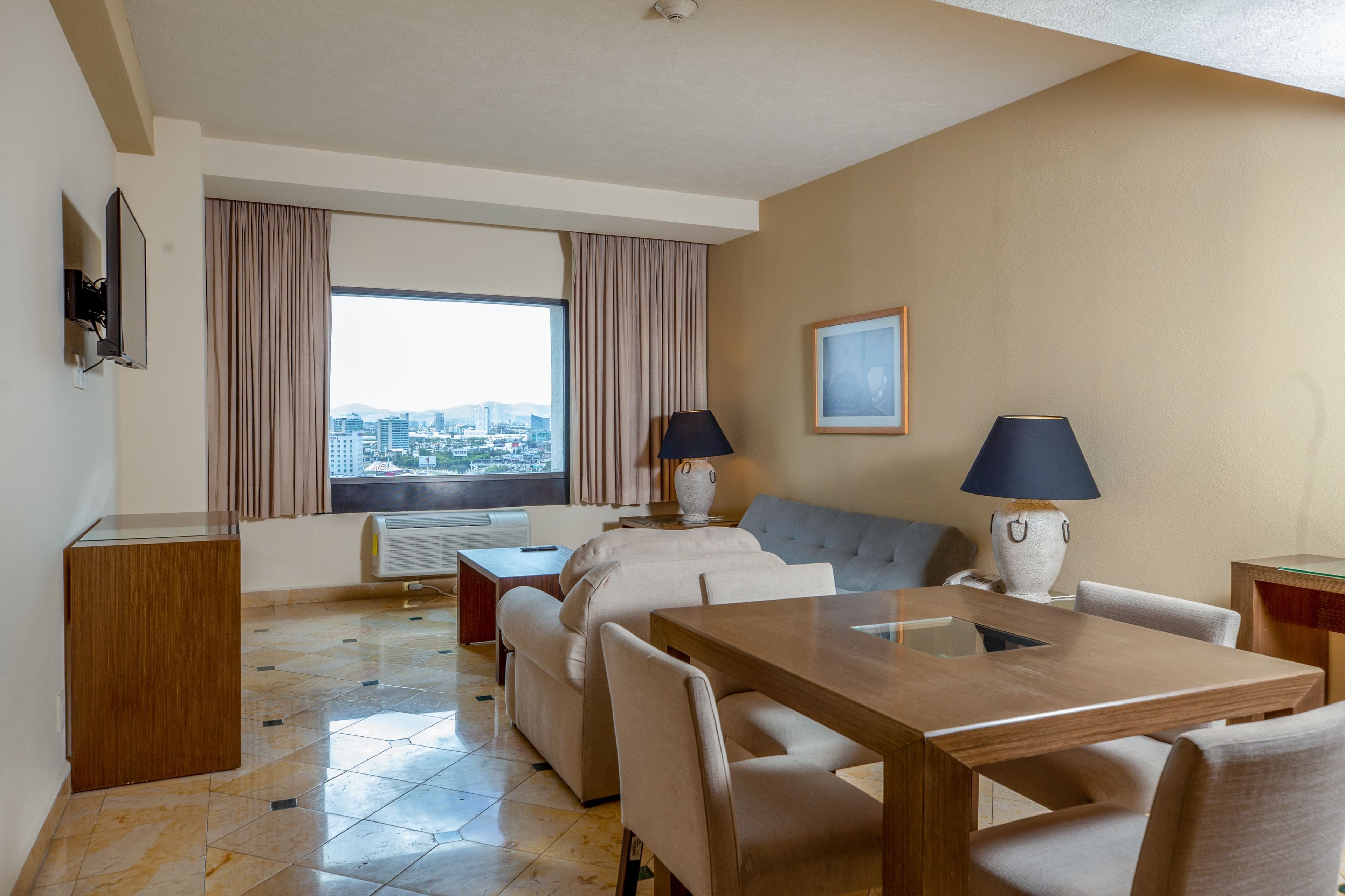 Holiday Inn Puebla La Noria — 84