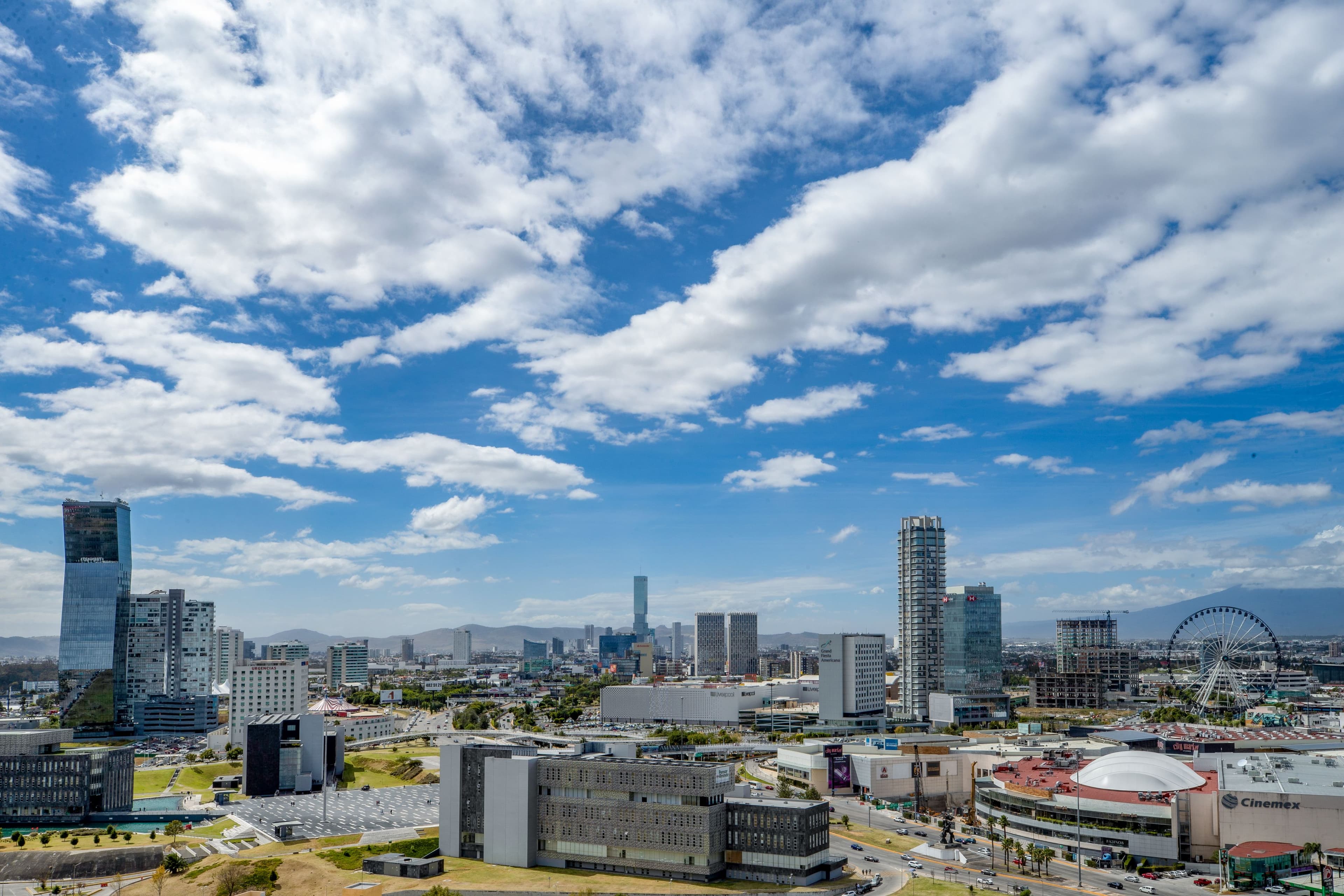 Holiday Inn Puebla La Noria — 72