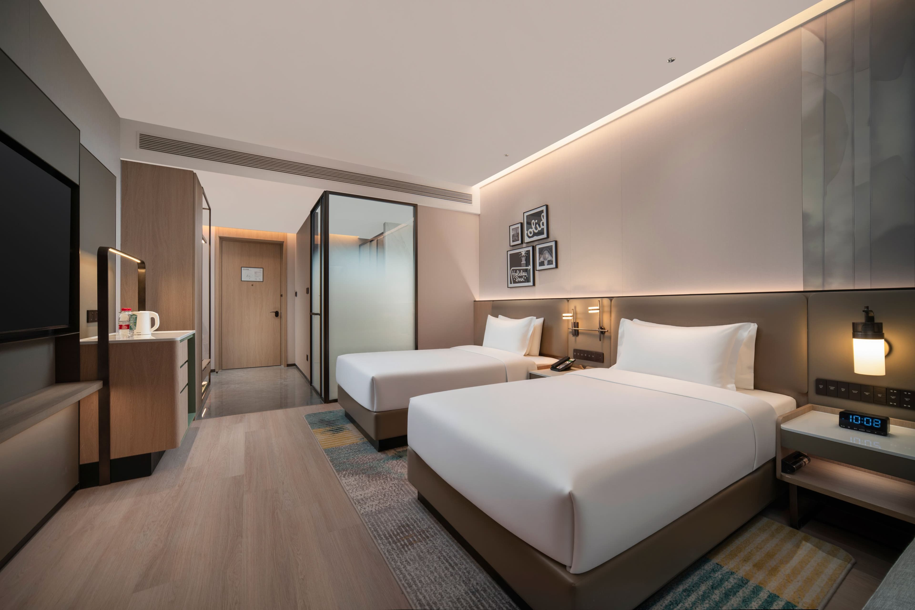 Holiday Inn Qingdao CBD - Image 4