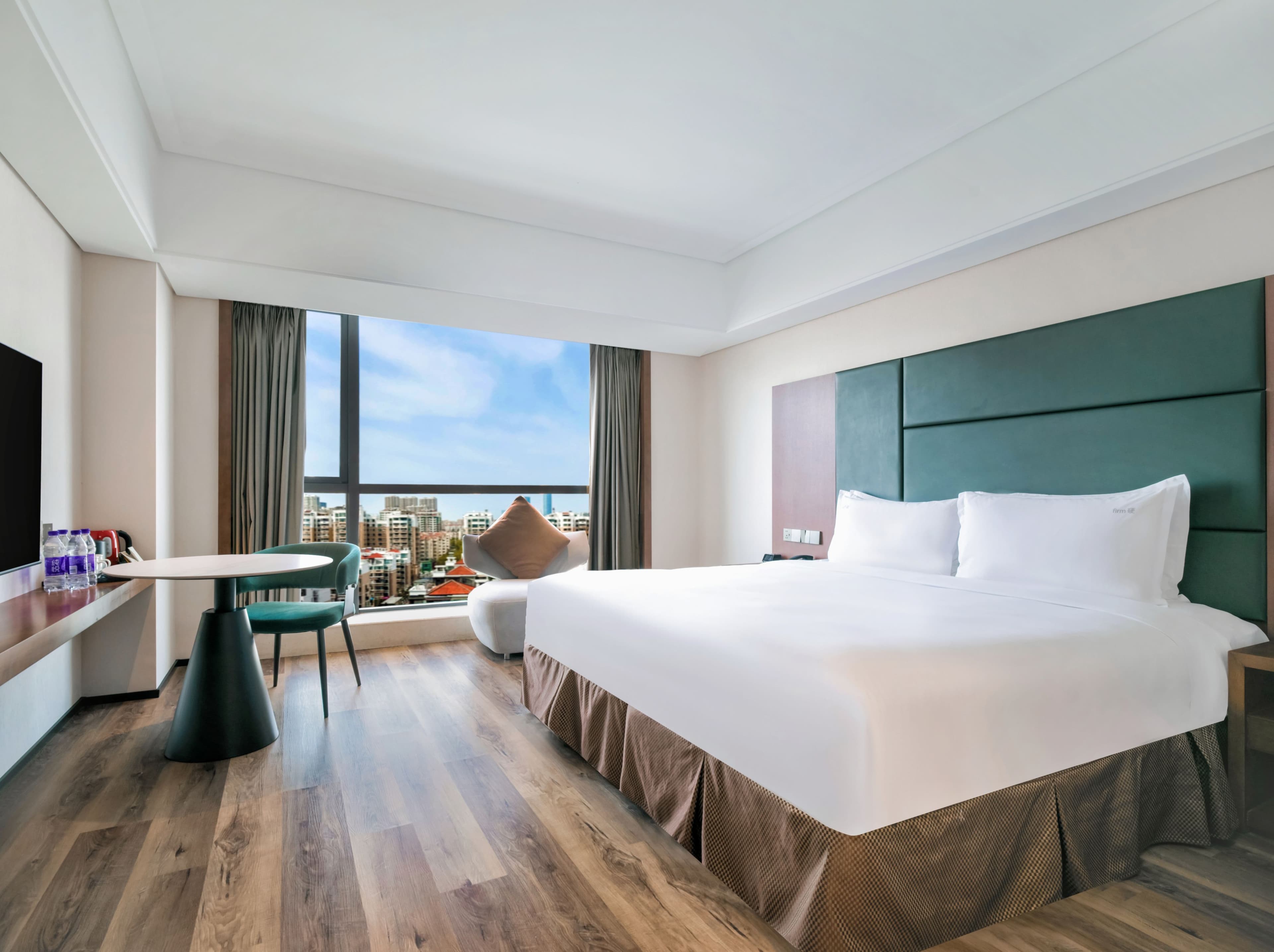 Holiday Inn Qingdao City Centre — 7