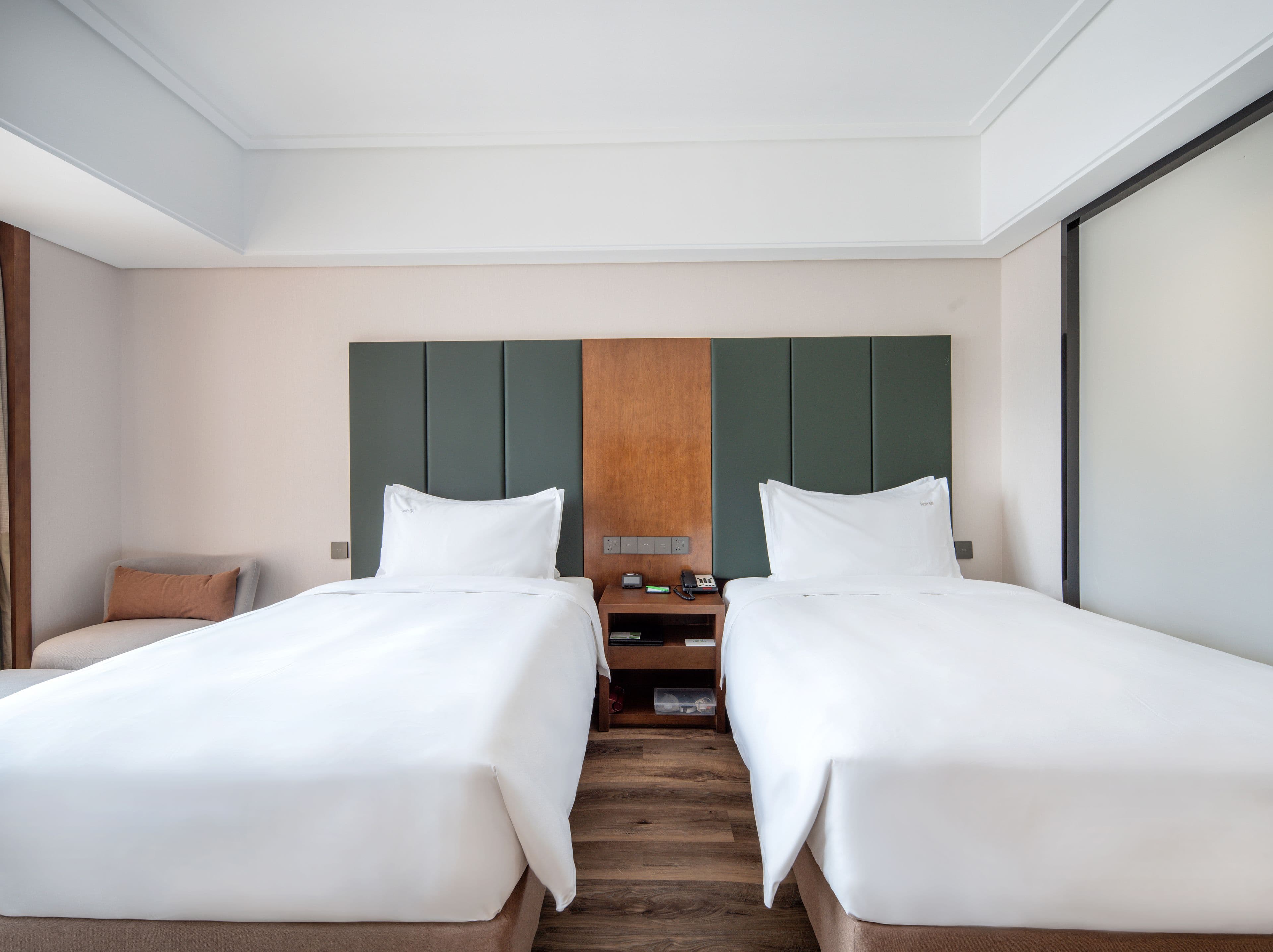 Standard Room  - Image 5