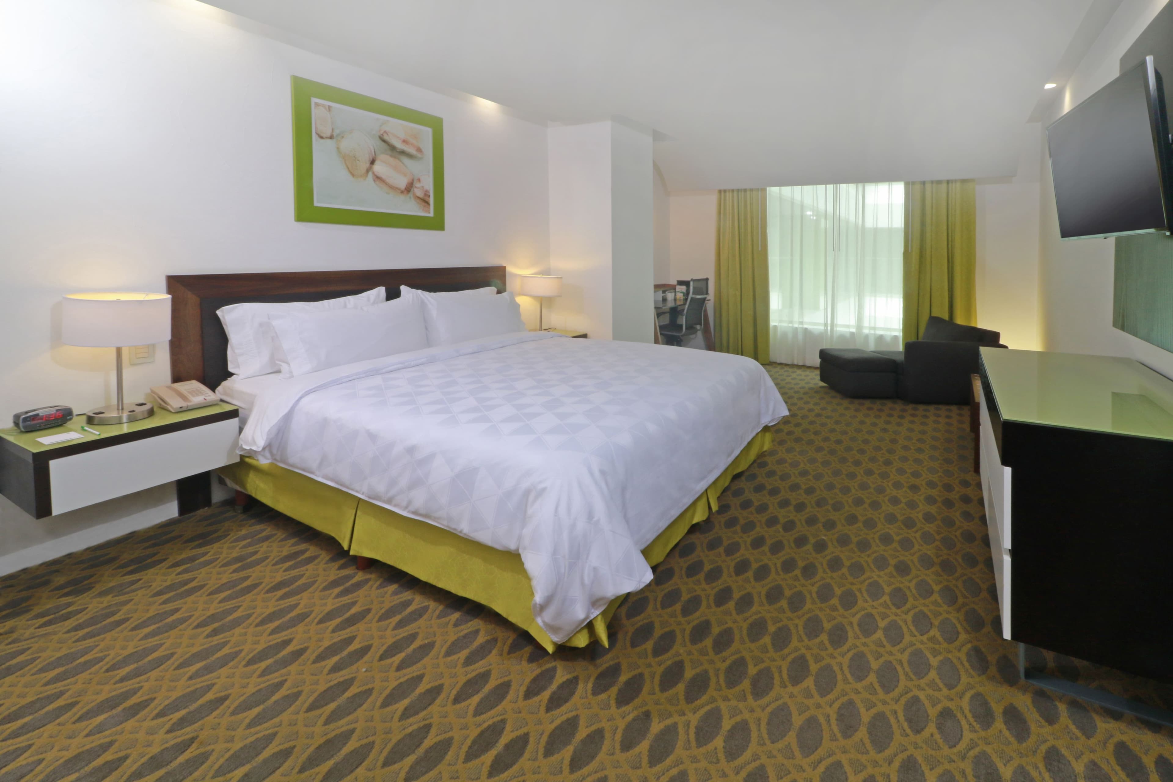 Holiday Inn Queretaro Zona Krystal - Image 3