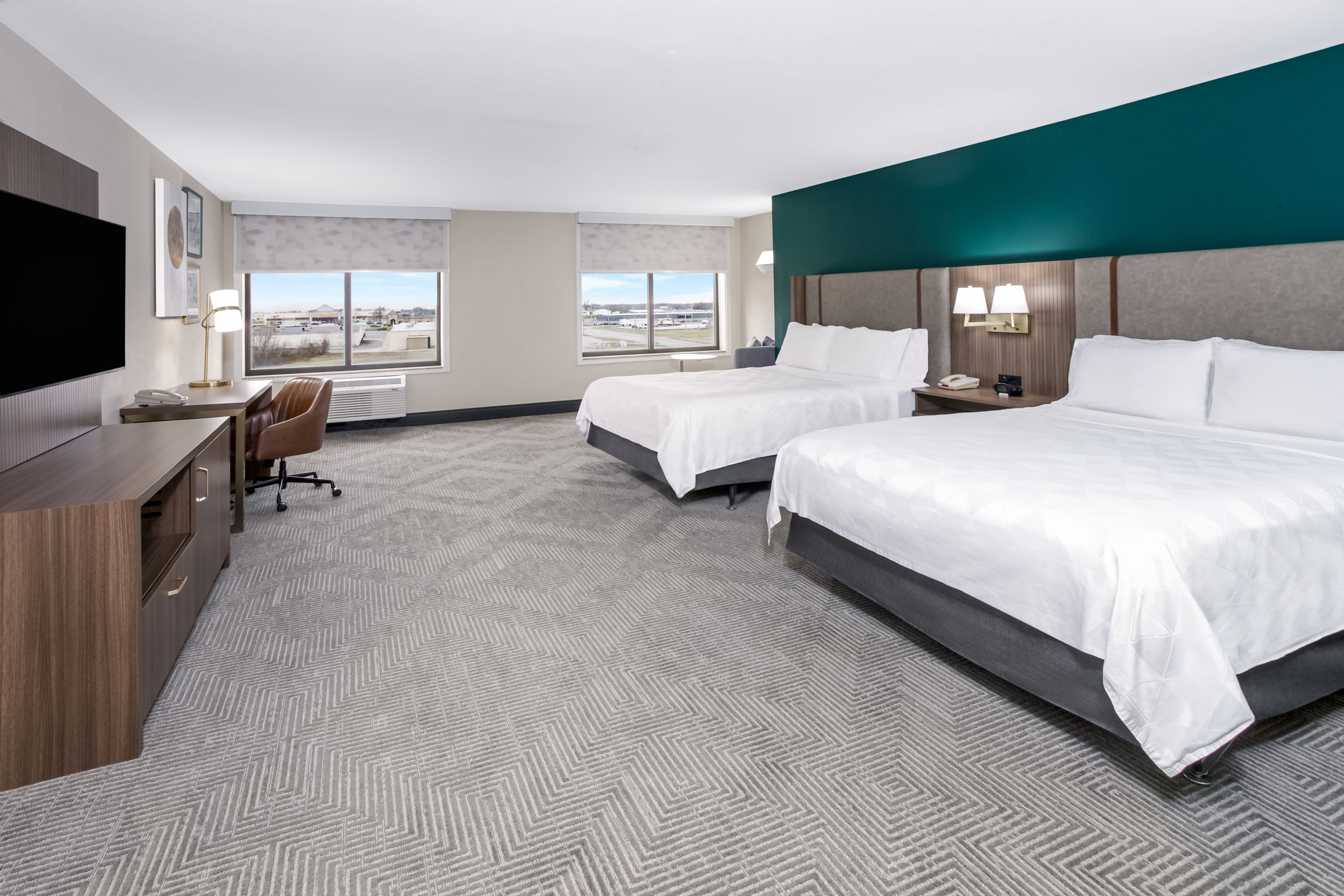 Holiday Inn Quincy — 13