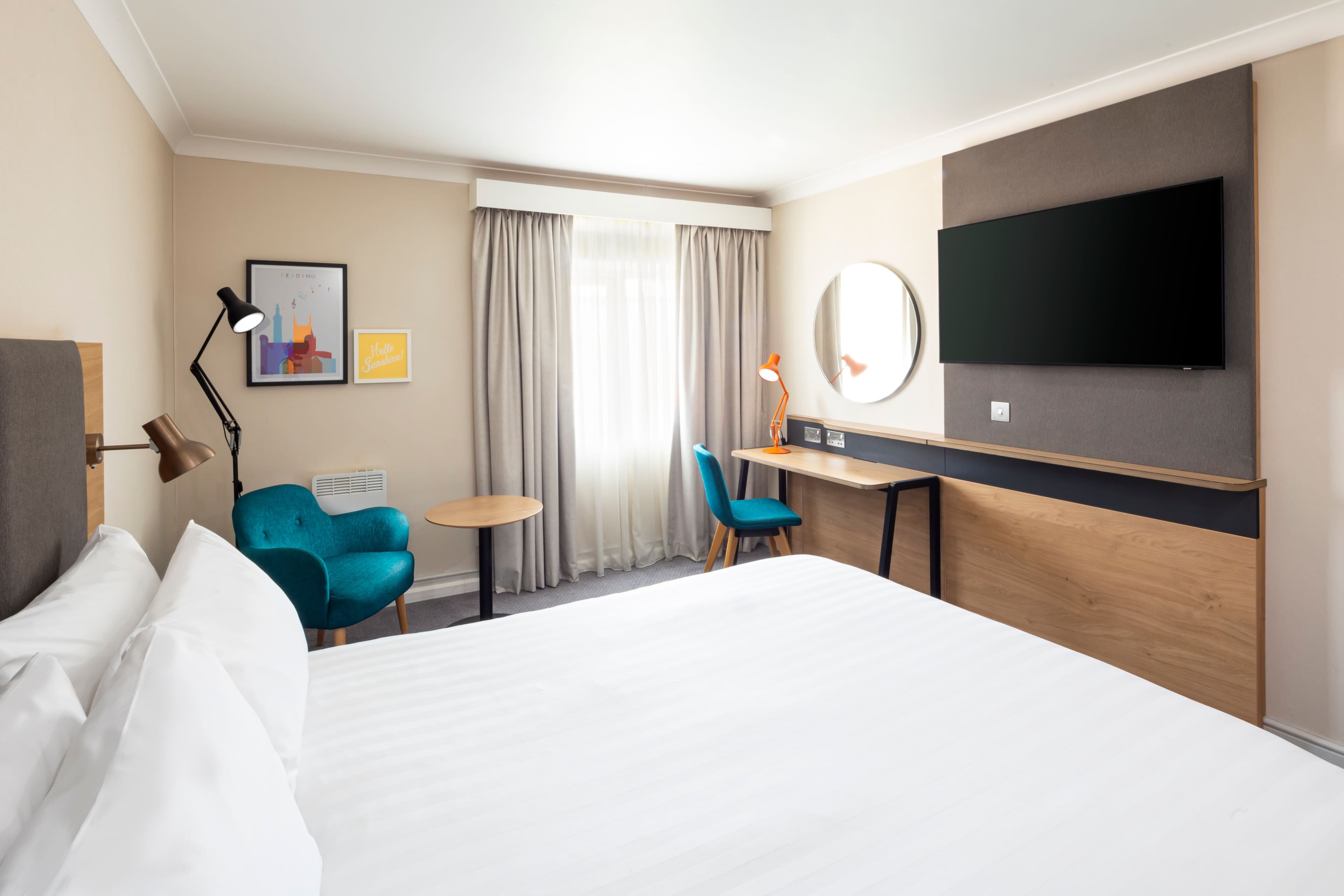 Holiday Inn Reading-South M4, Jct.11 — 19