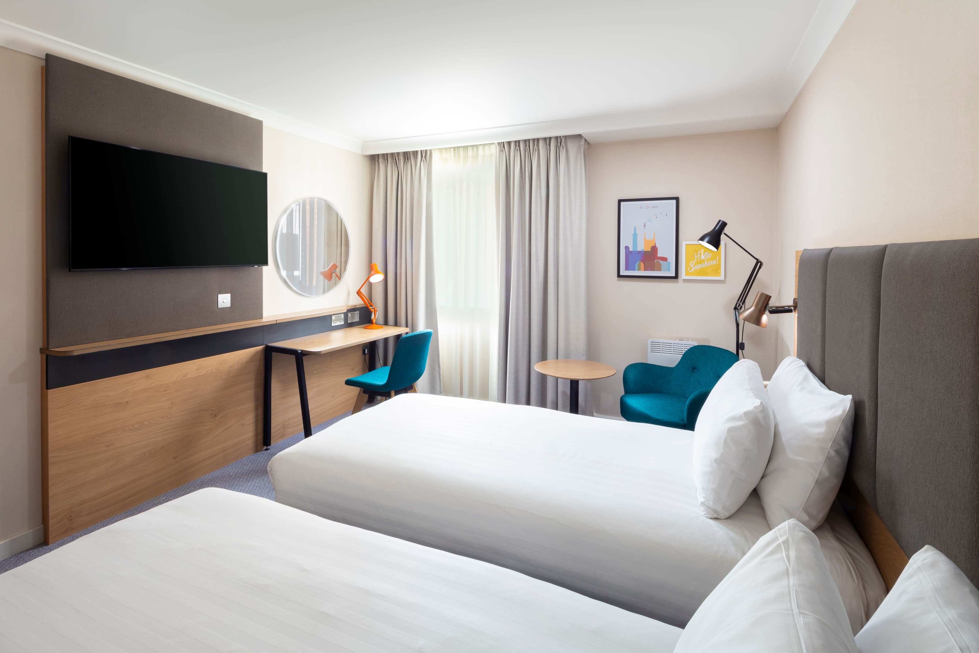 2 Single Beds Standard - Image 1