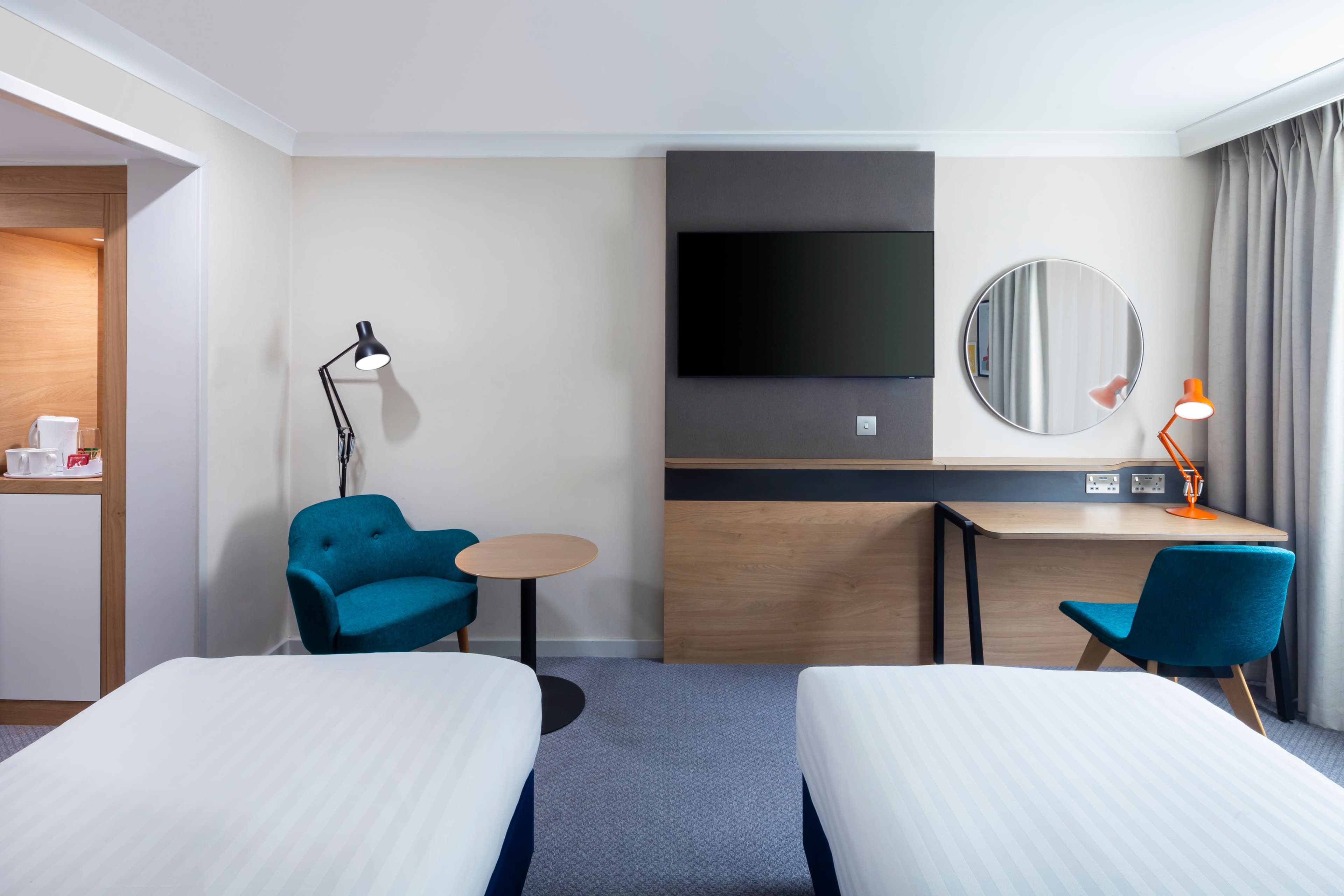 2 Single Beds Standard - Image 3