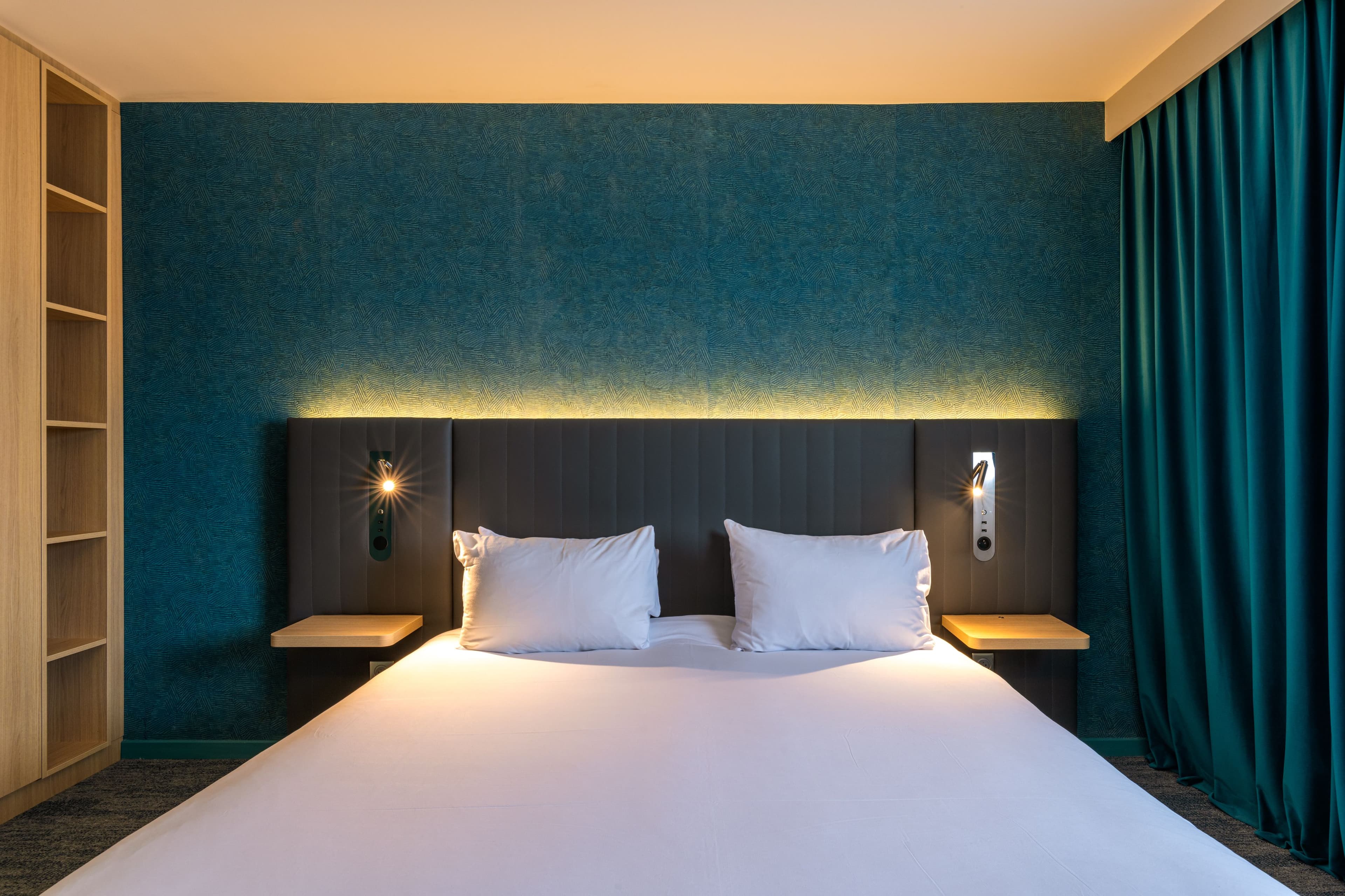 Standard Room - Image 11