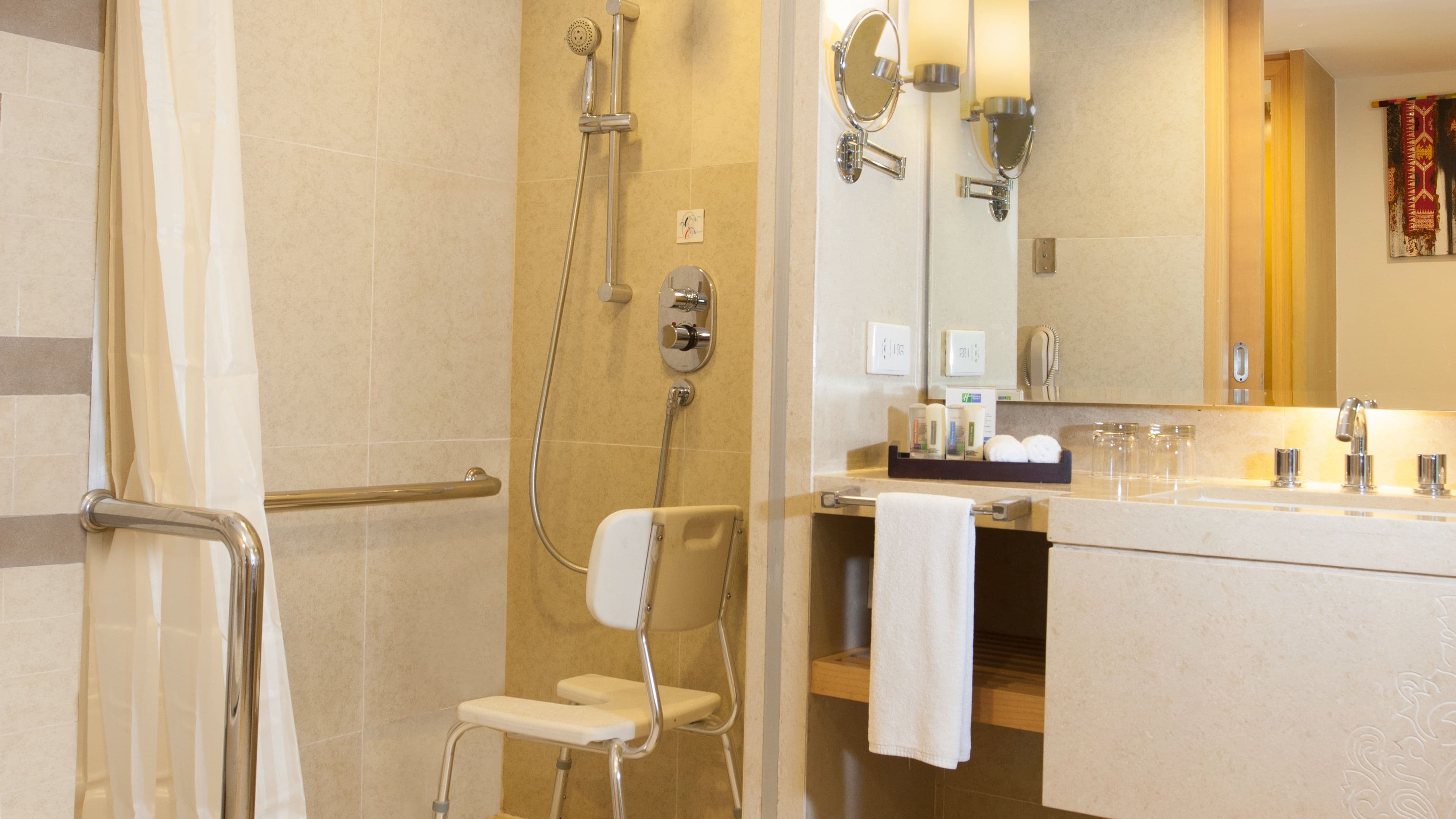 Holiday Inn Resort Baruna Bali — 10
