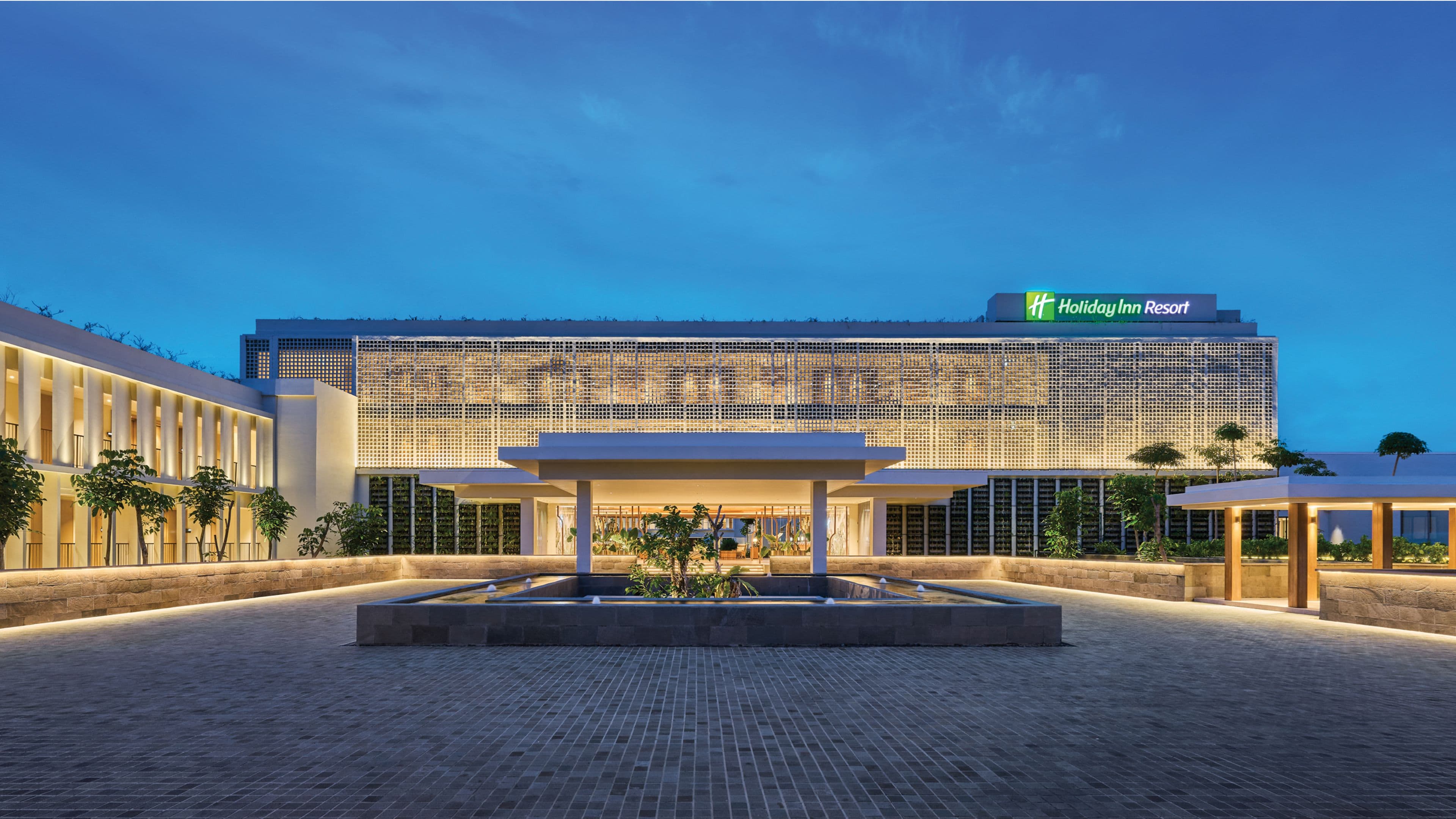 Holiday Inn Resort Bintan Lagoi Beach - Image 1