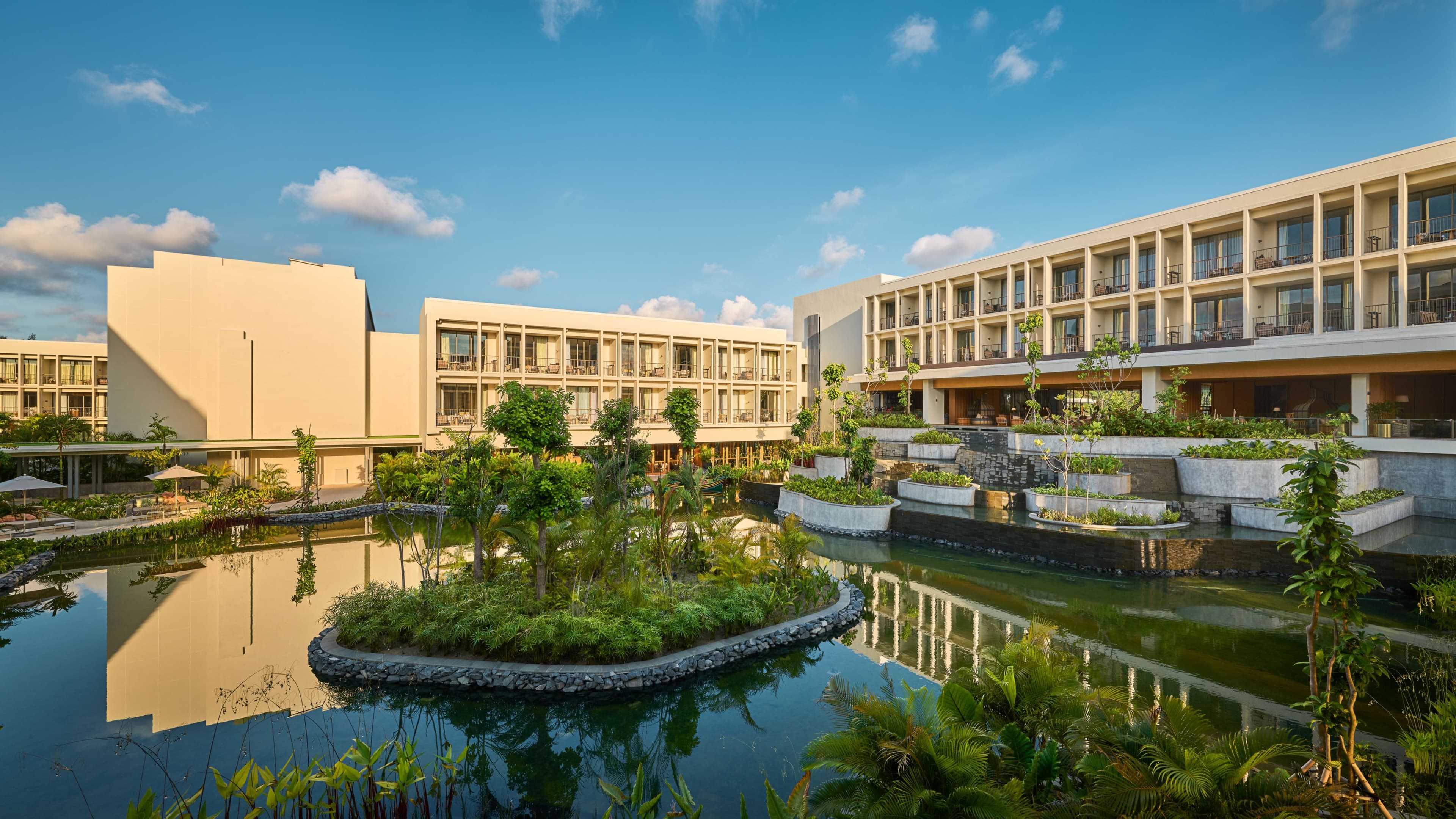 Holiday Inn Resort Bintan Lagoi Beach - Image 4