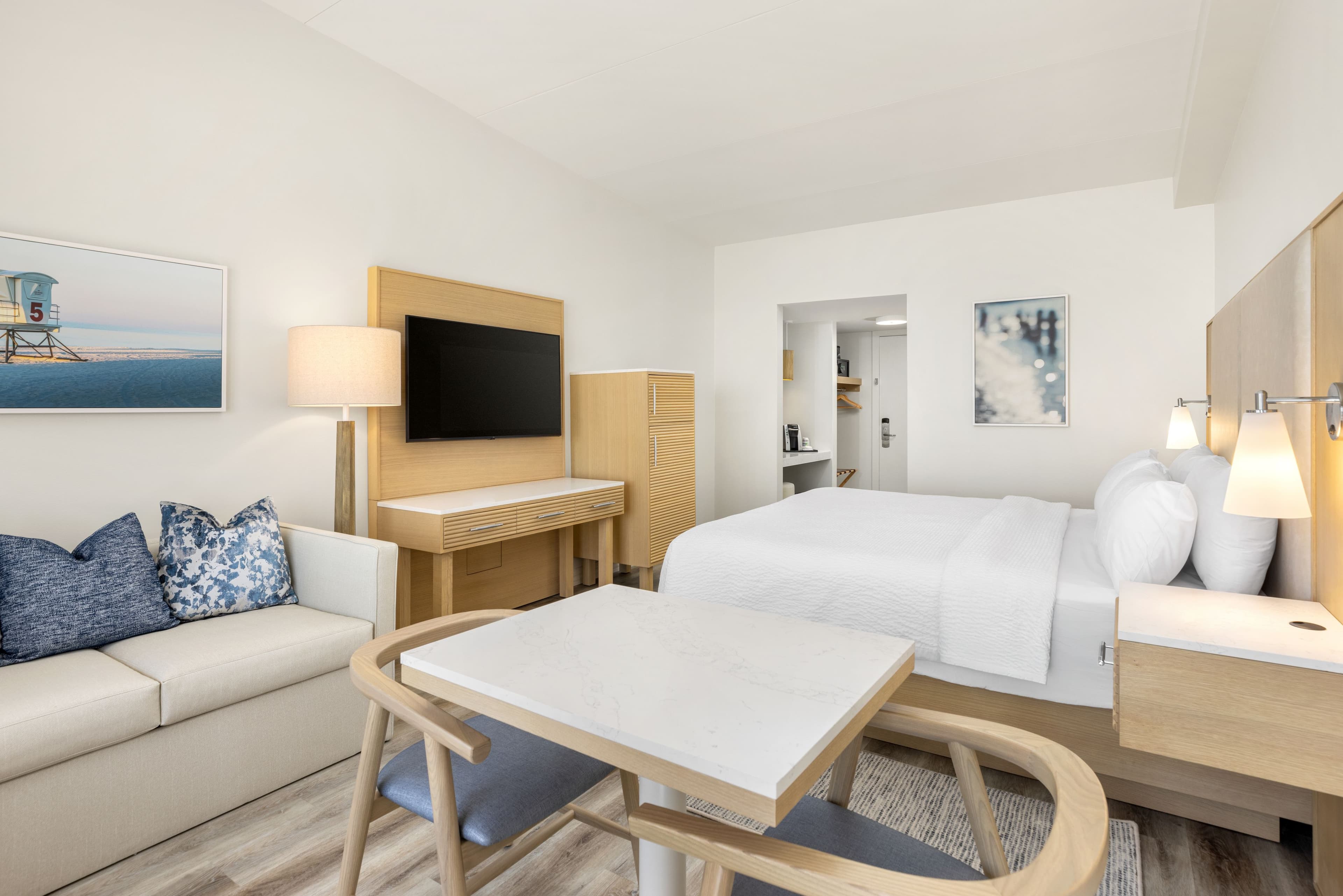 Holiday Inn Resort Galveston-On The Beach - Image 4