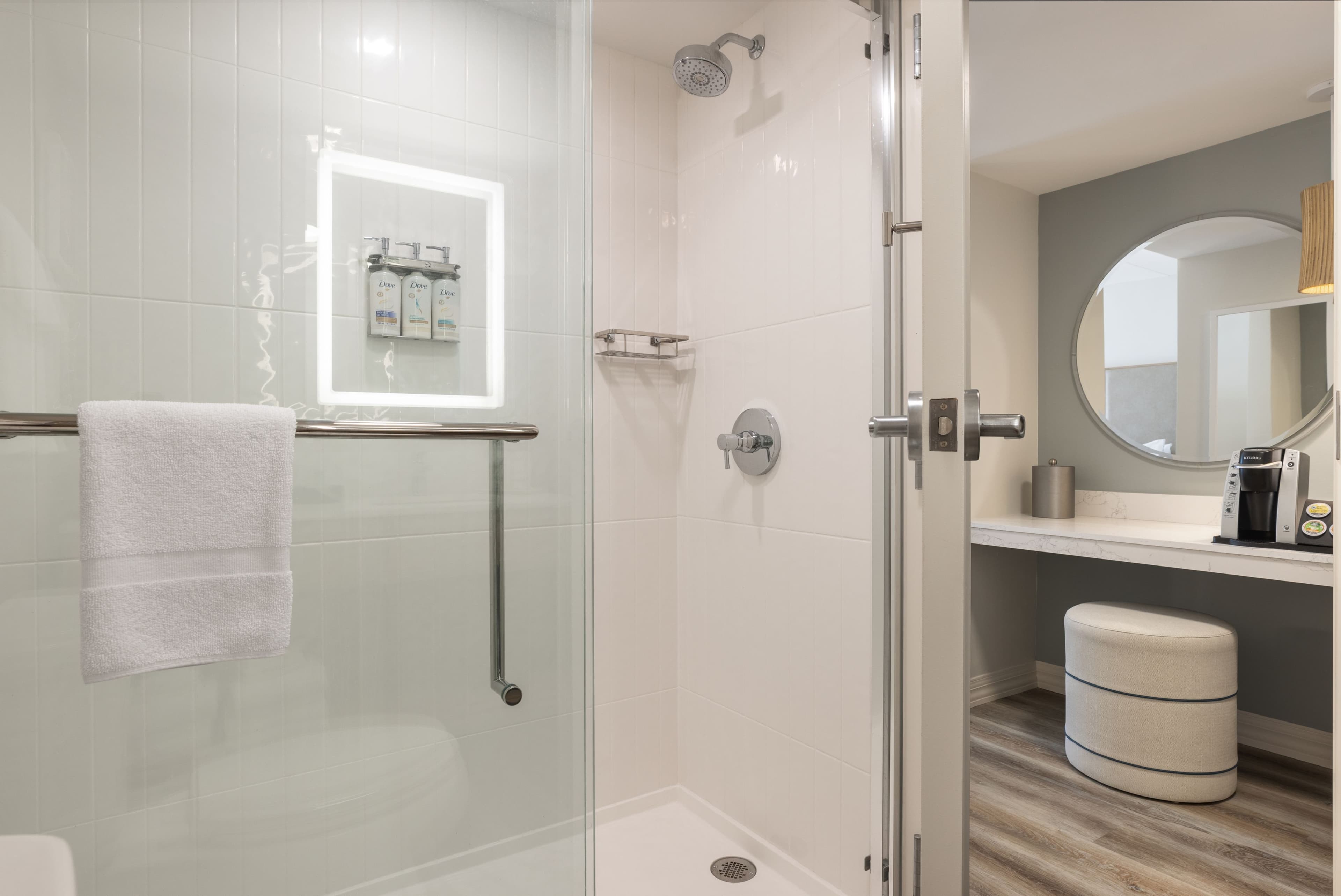 Holiday Inn Resort Galveston-On The Beach - Image 5