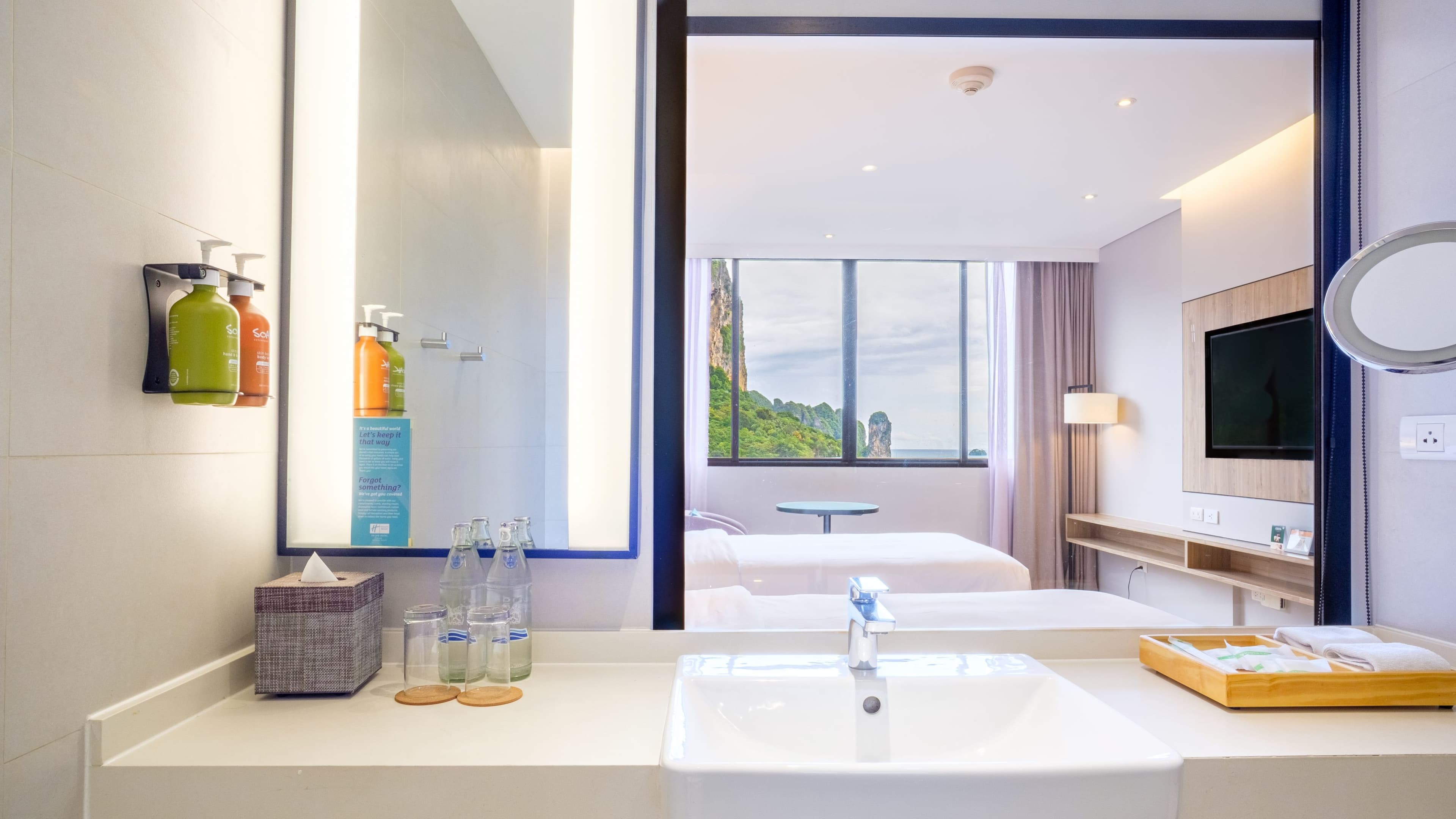 Holiday Inn Resort Krabi Ao Nang Beach — 37