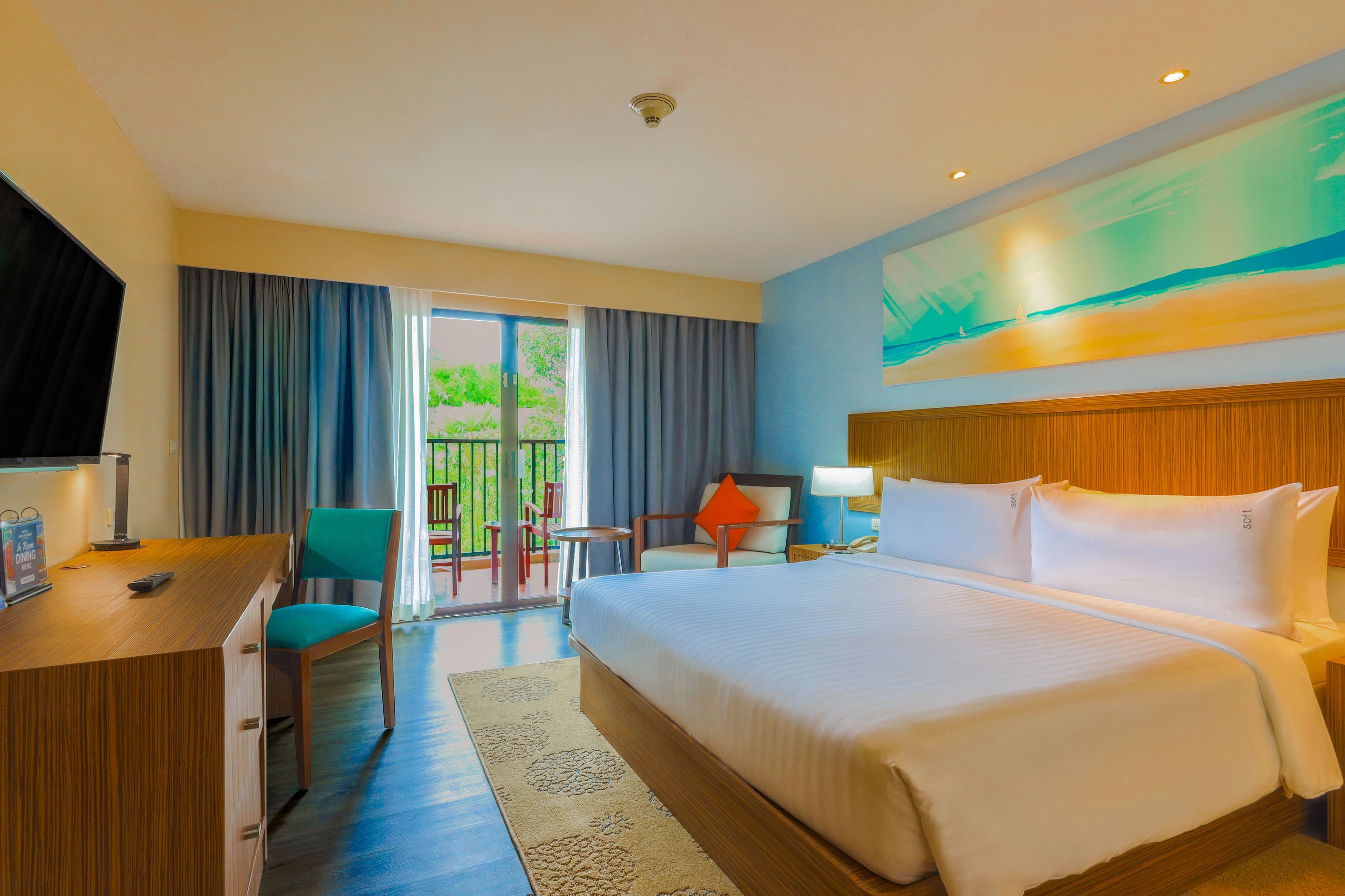 Holiday Inn Resort Phuket Surin Beach - Image 5