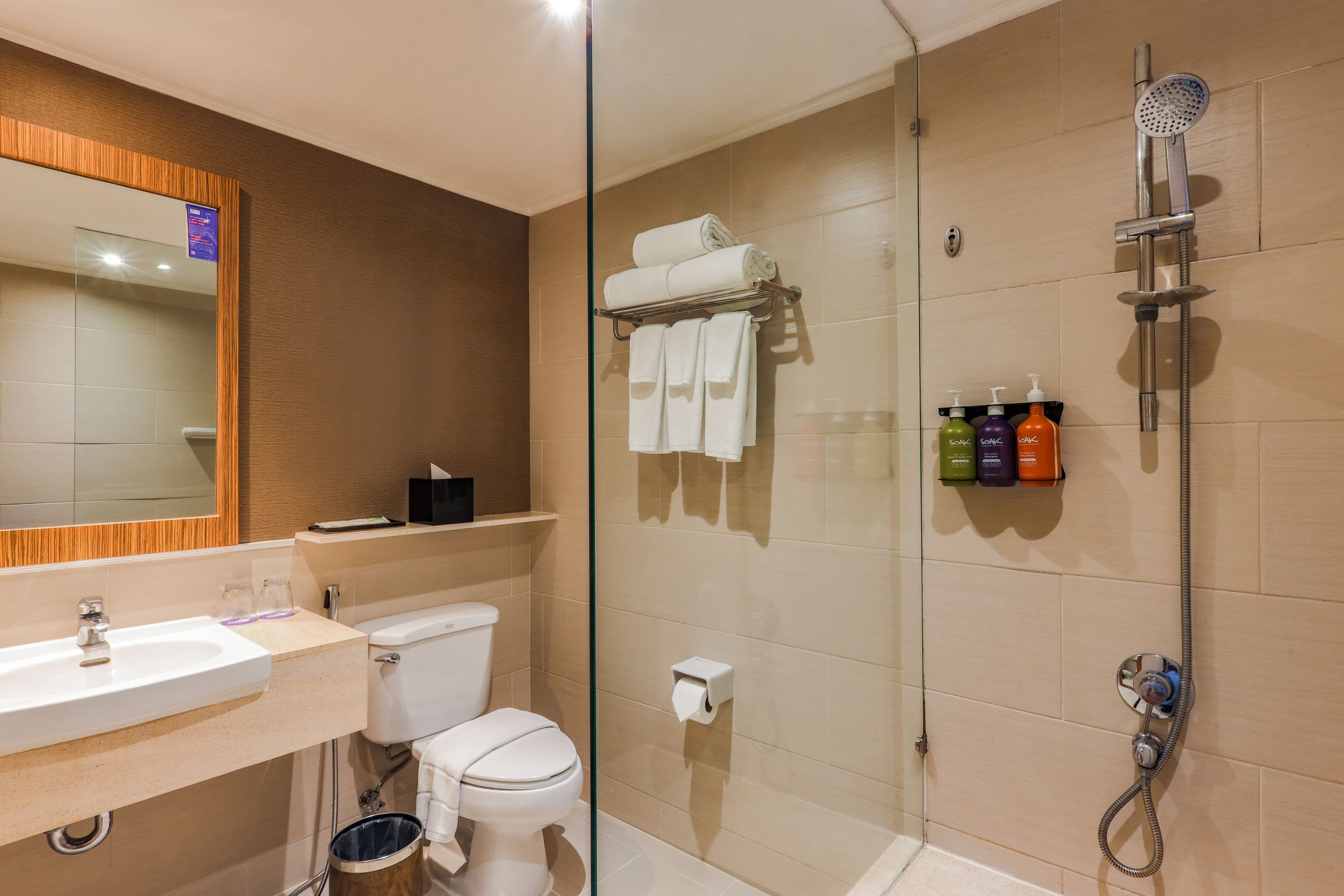 Holiday Inn Resort Phuket Surin Beach - Image 4