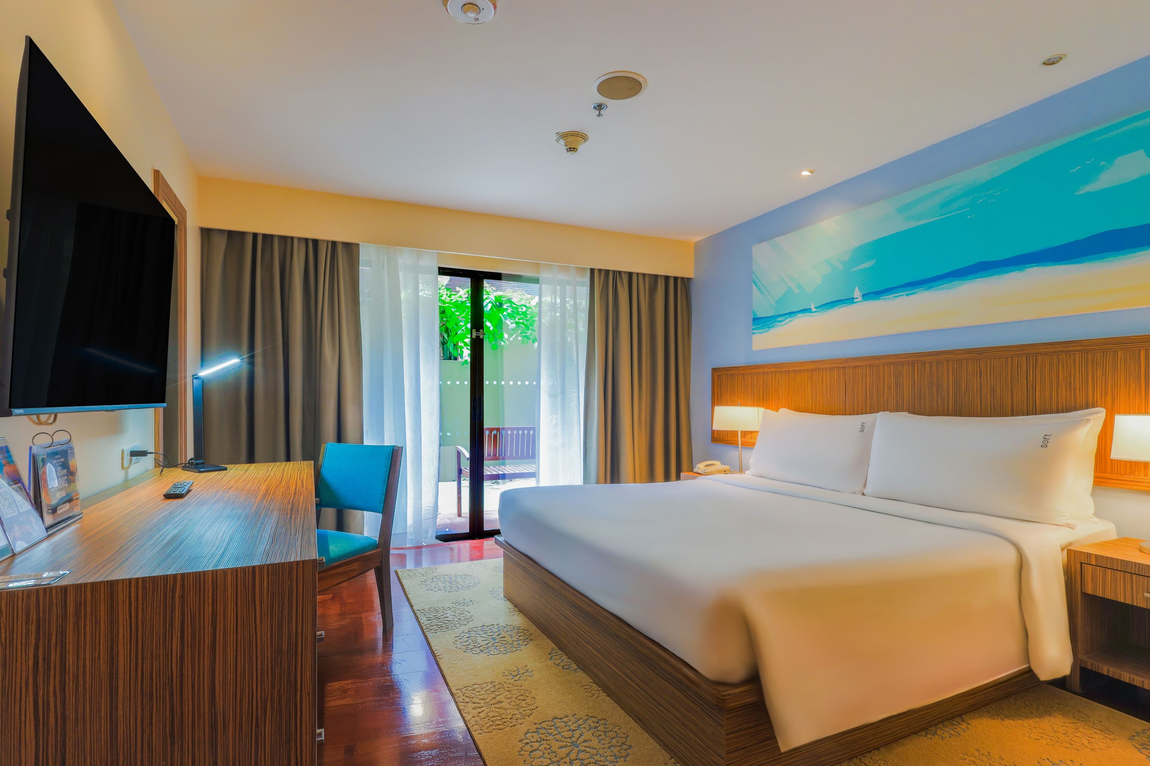 Holiday Inn Resort Phuket Surin Beach — 7
