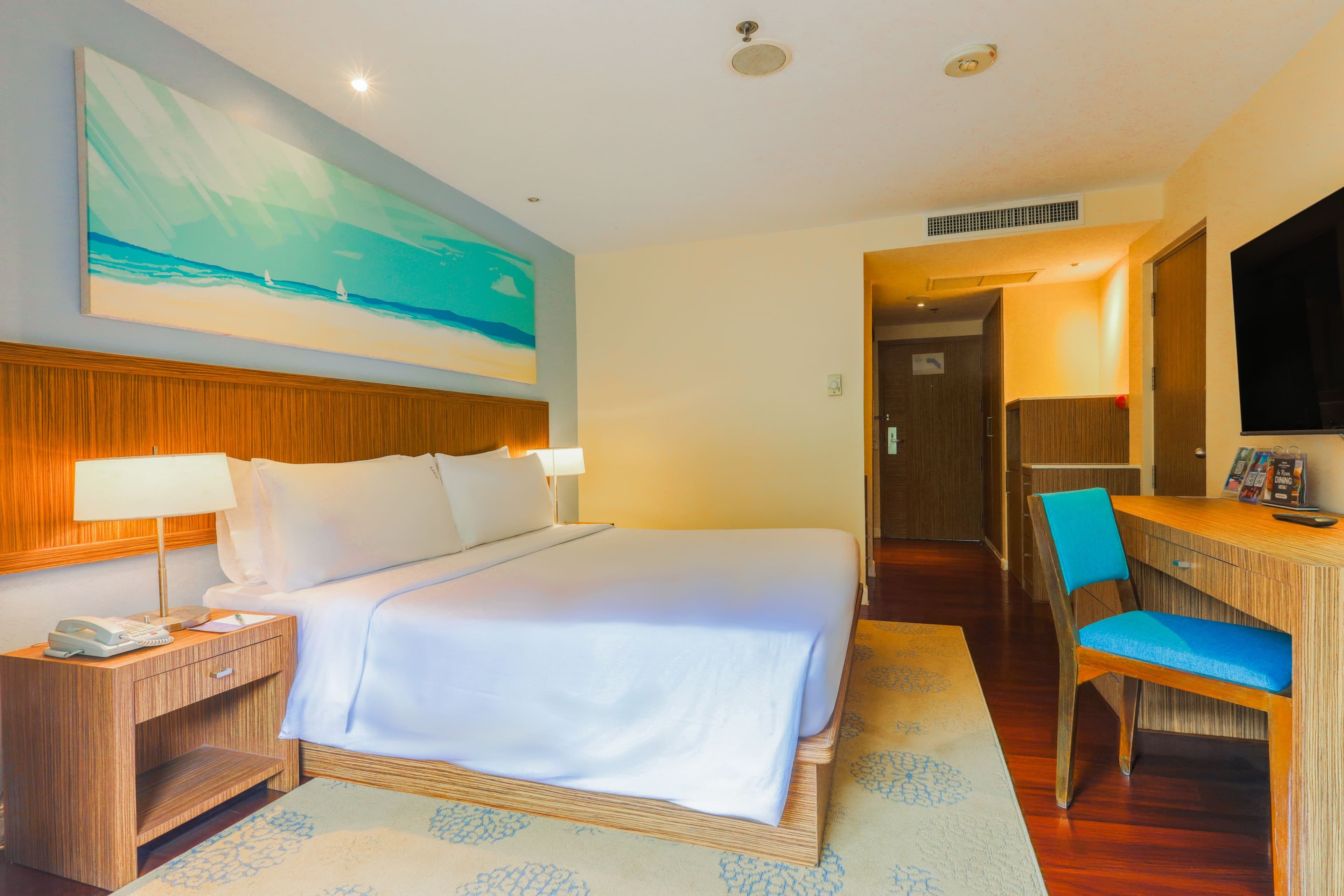 Holiday Inn Resort Phuket Surin Beach — 9