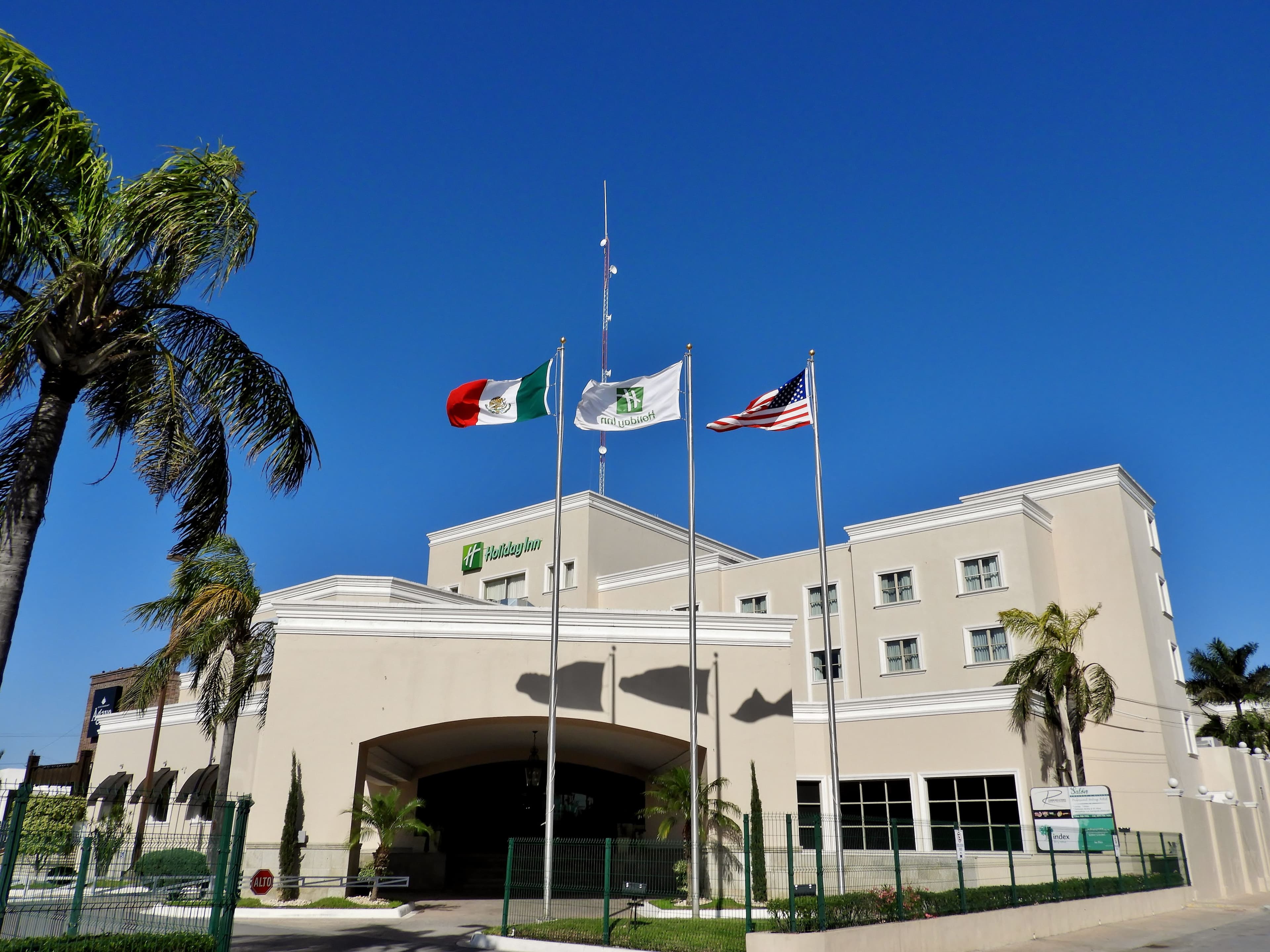 Holiday Inn Reynosa Zona Dorada - Image 1