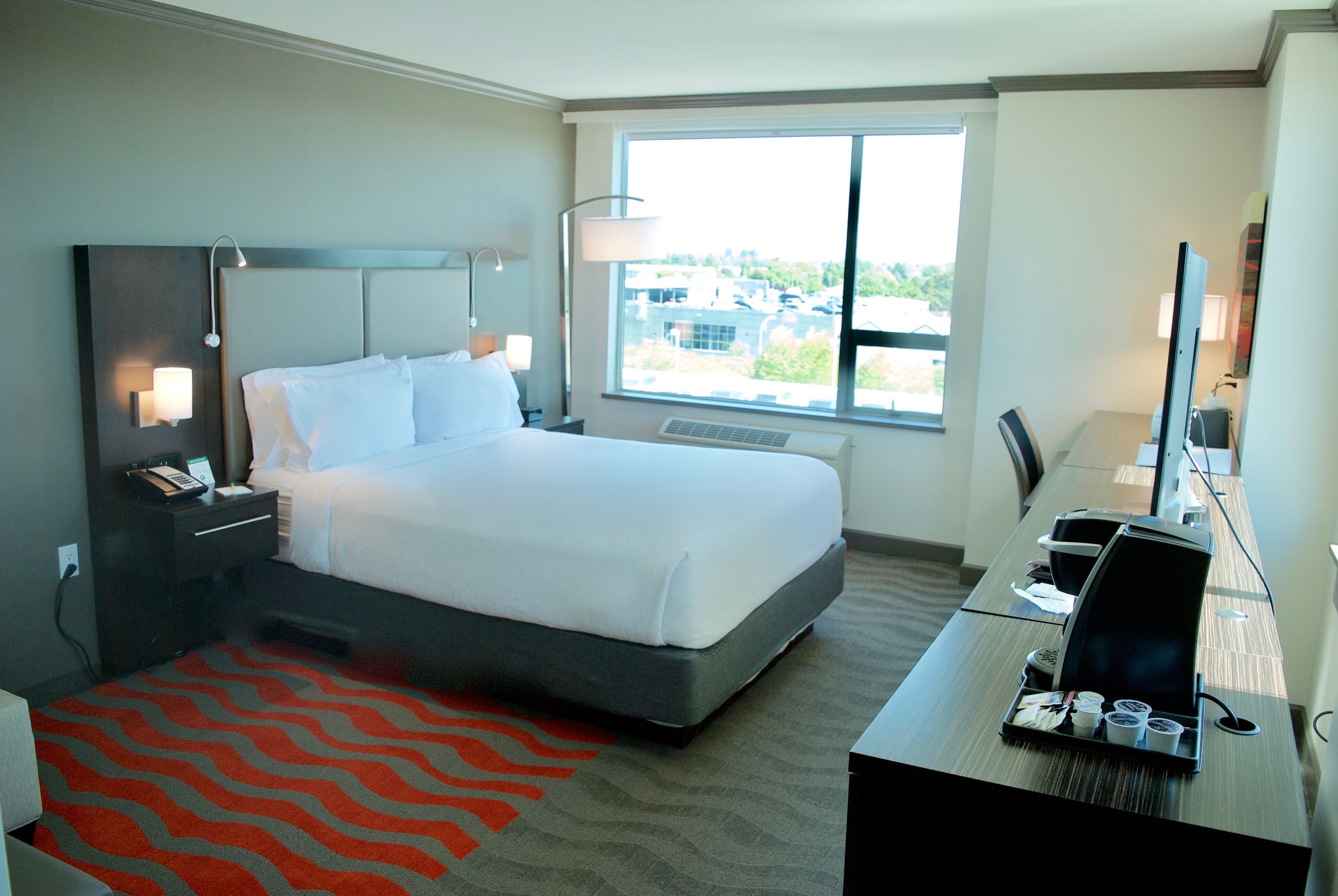 Holiday Inn Vancouver Airport- Richmond - Image 2