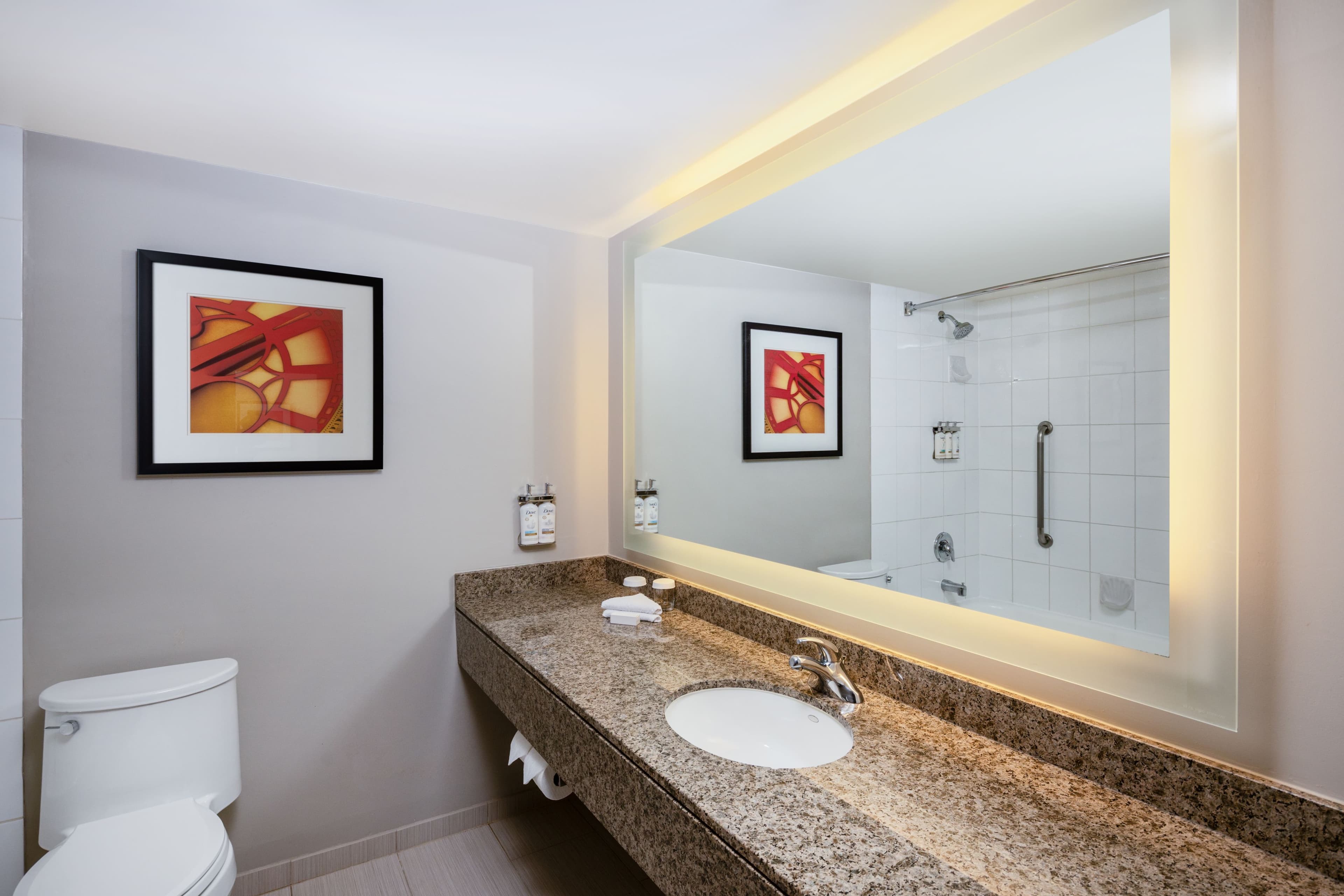 Holiday Inn Vancouver Airport- Richmond - Image 5