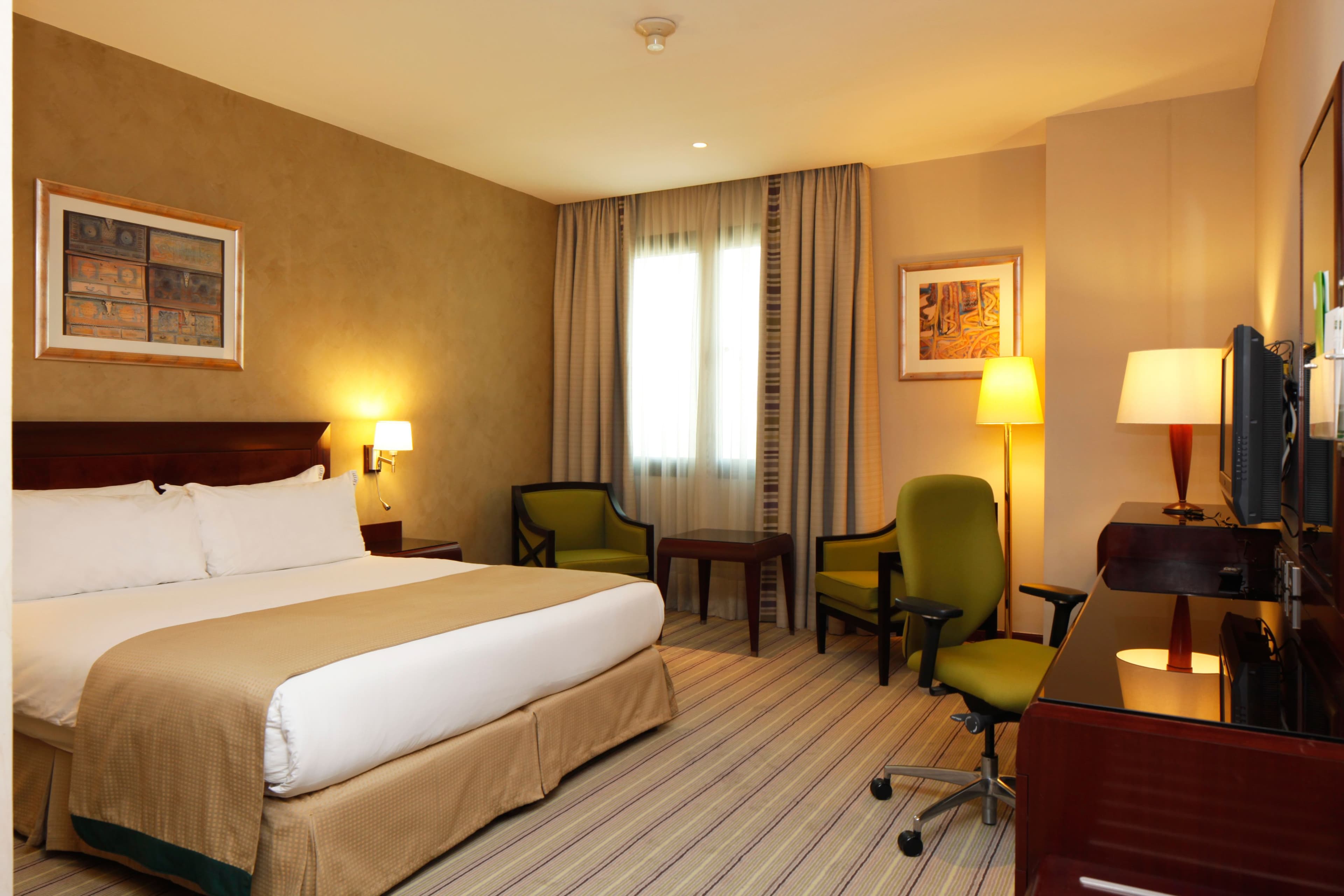Holiday Inn Riyadh - Olaya - Image 2
