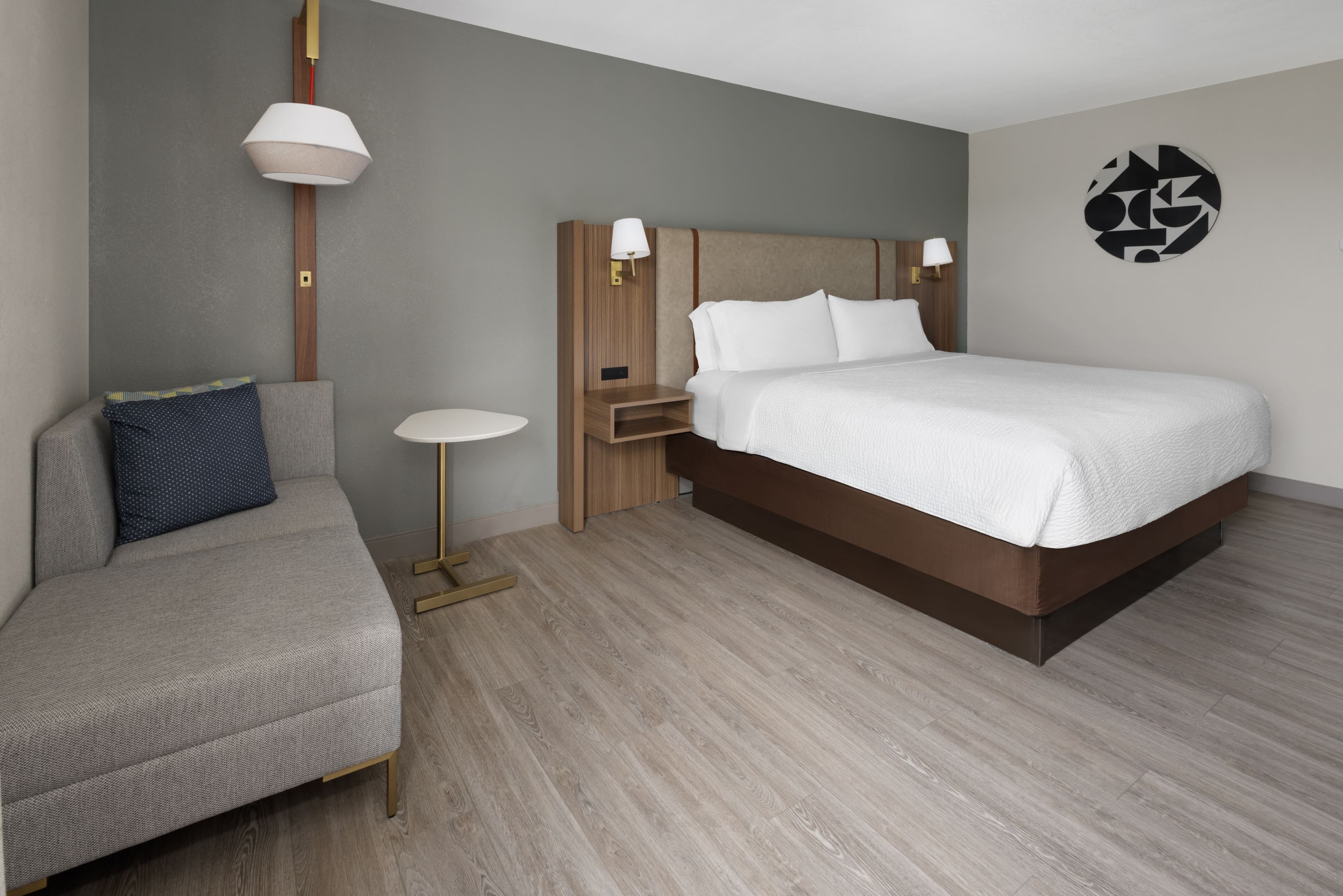 Holiday Inn Roanoke-Tanglewood-Rt 419&I581 - Image 4