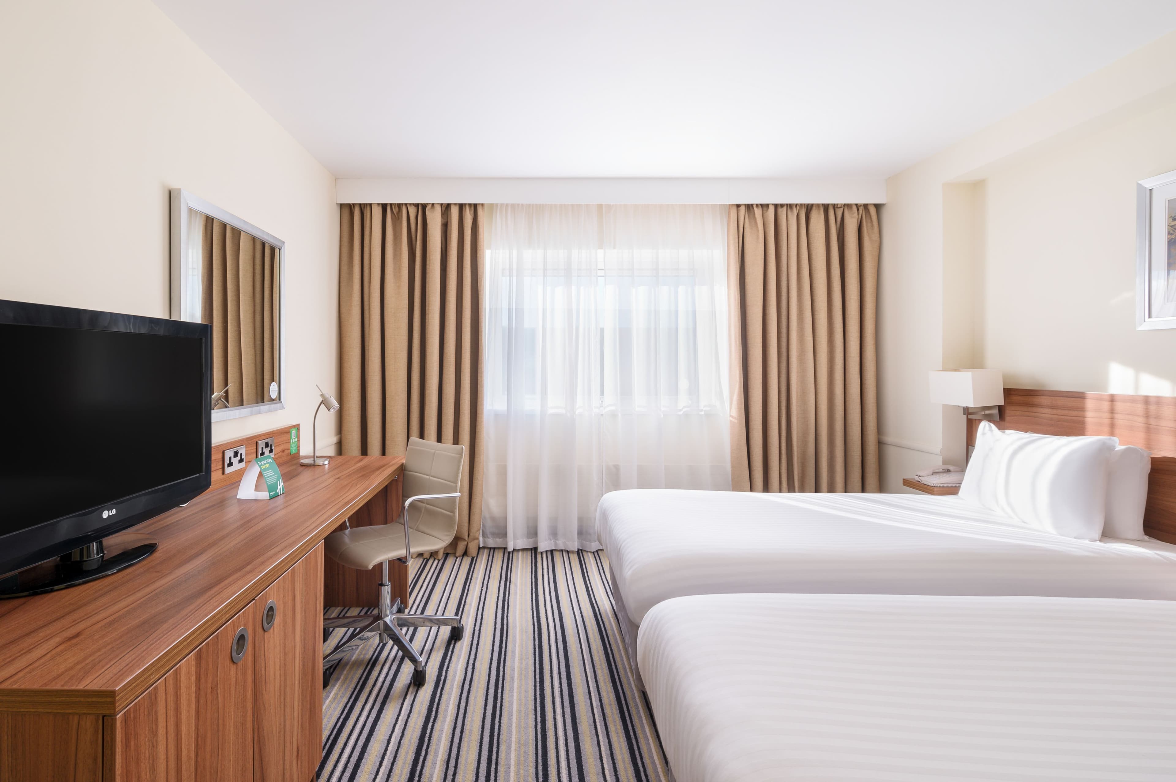 Holiday Inn Rochester - Chatham — 42