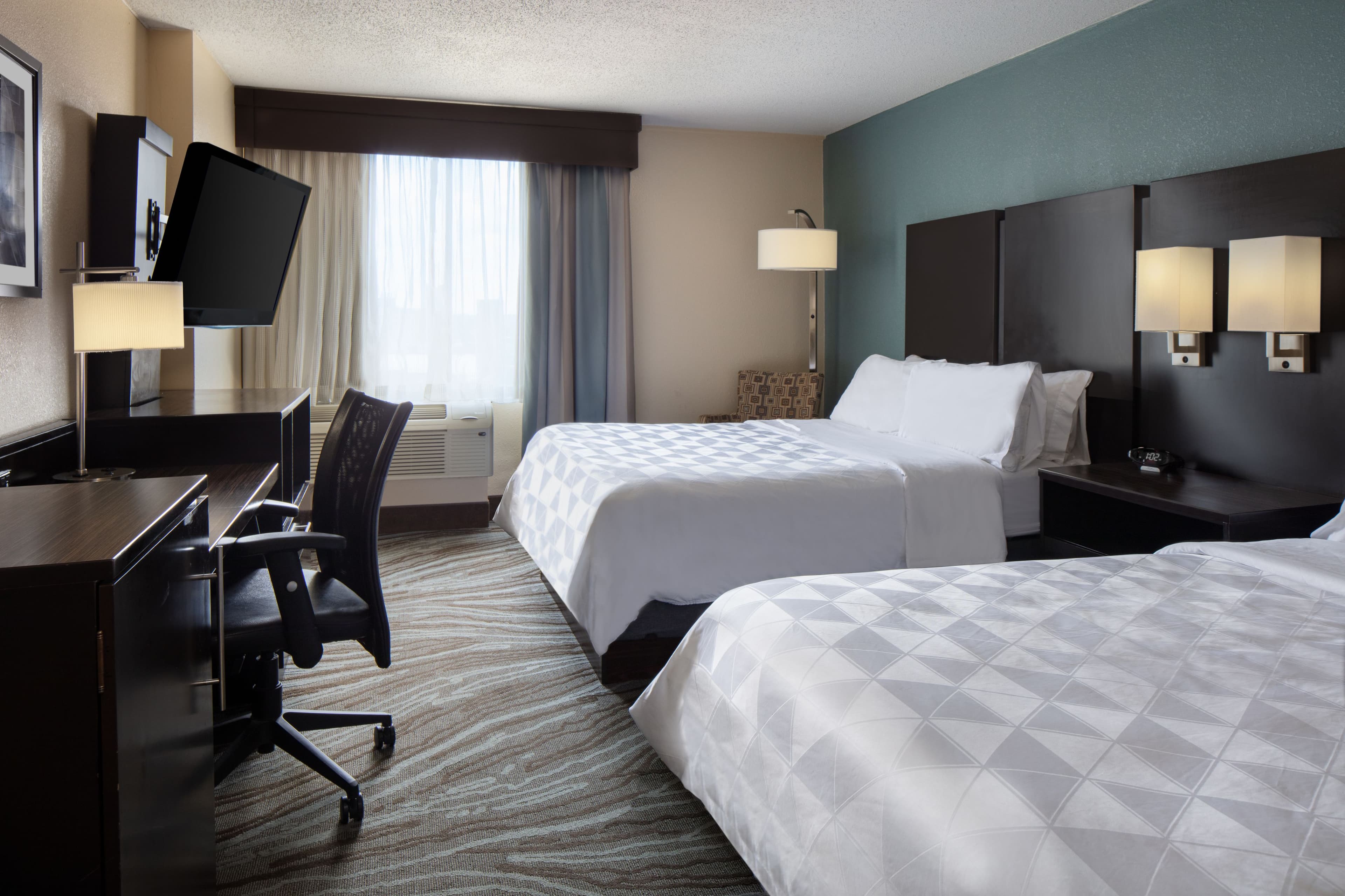 Holiday Inn Rock Island - Quad Cities — 10
