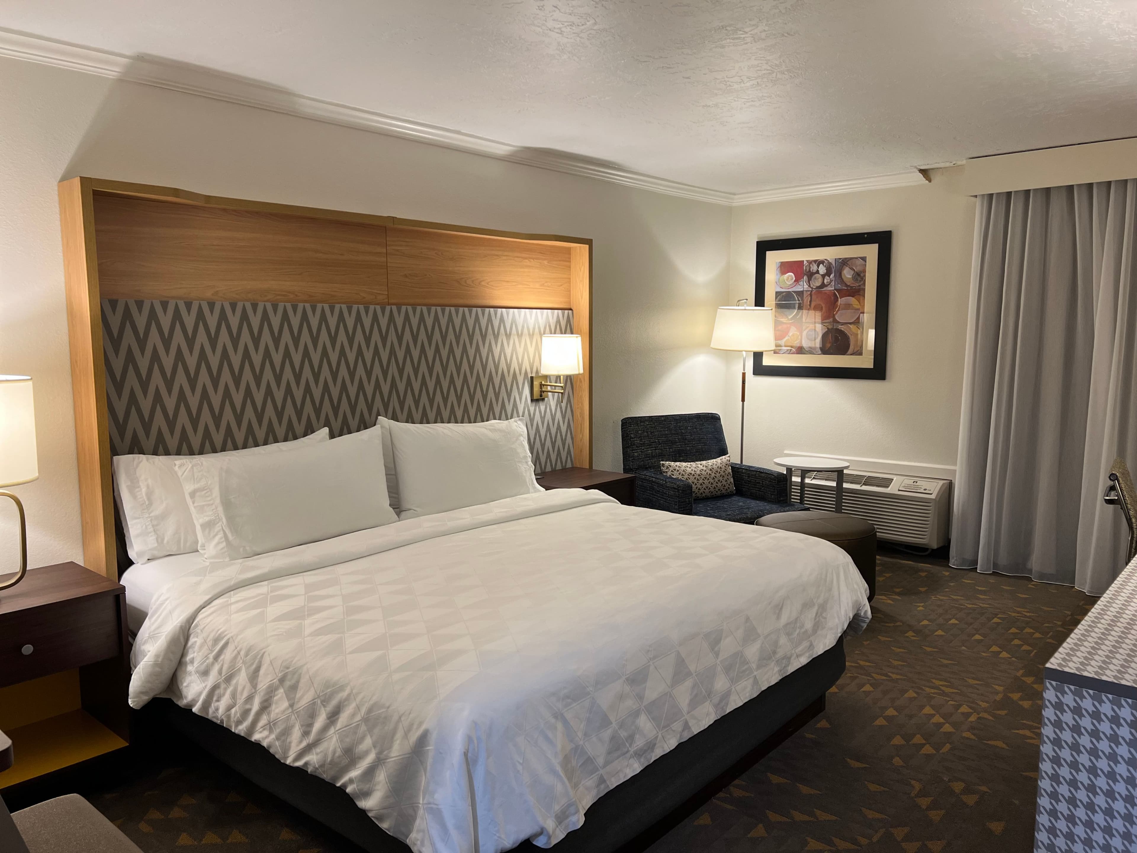 Holiday Inn Rock Springs - Image 4