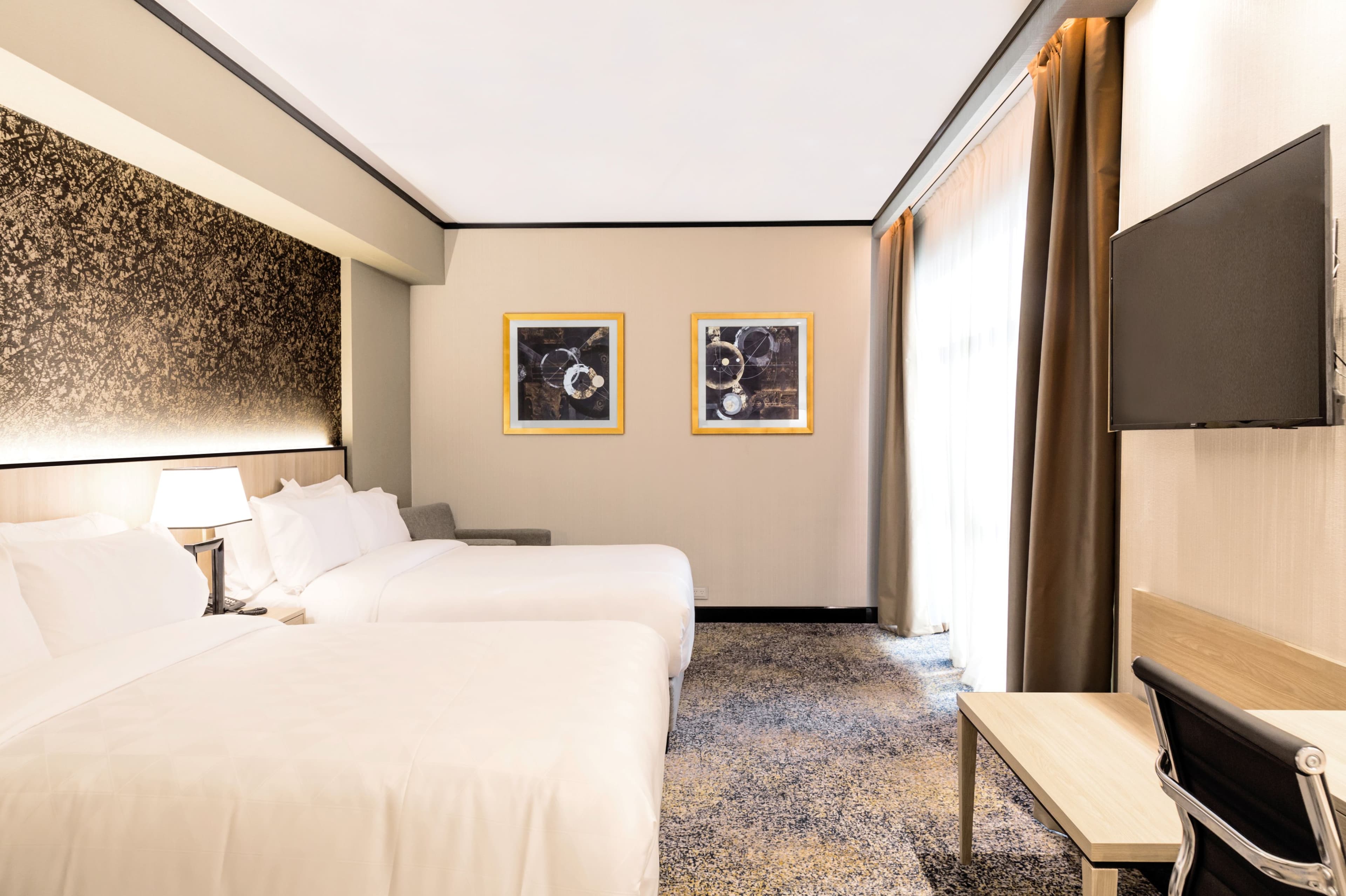 Holiday Inn Rosario - Image 4