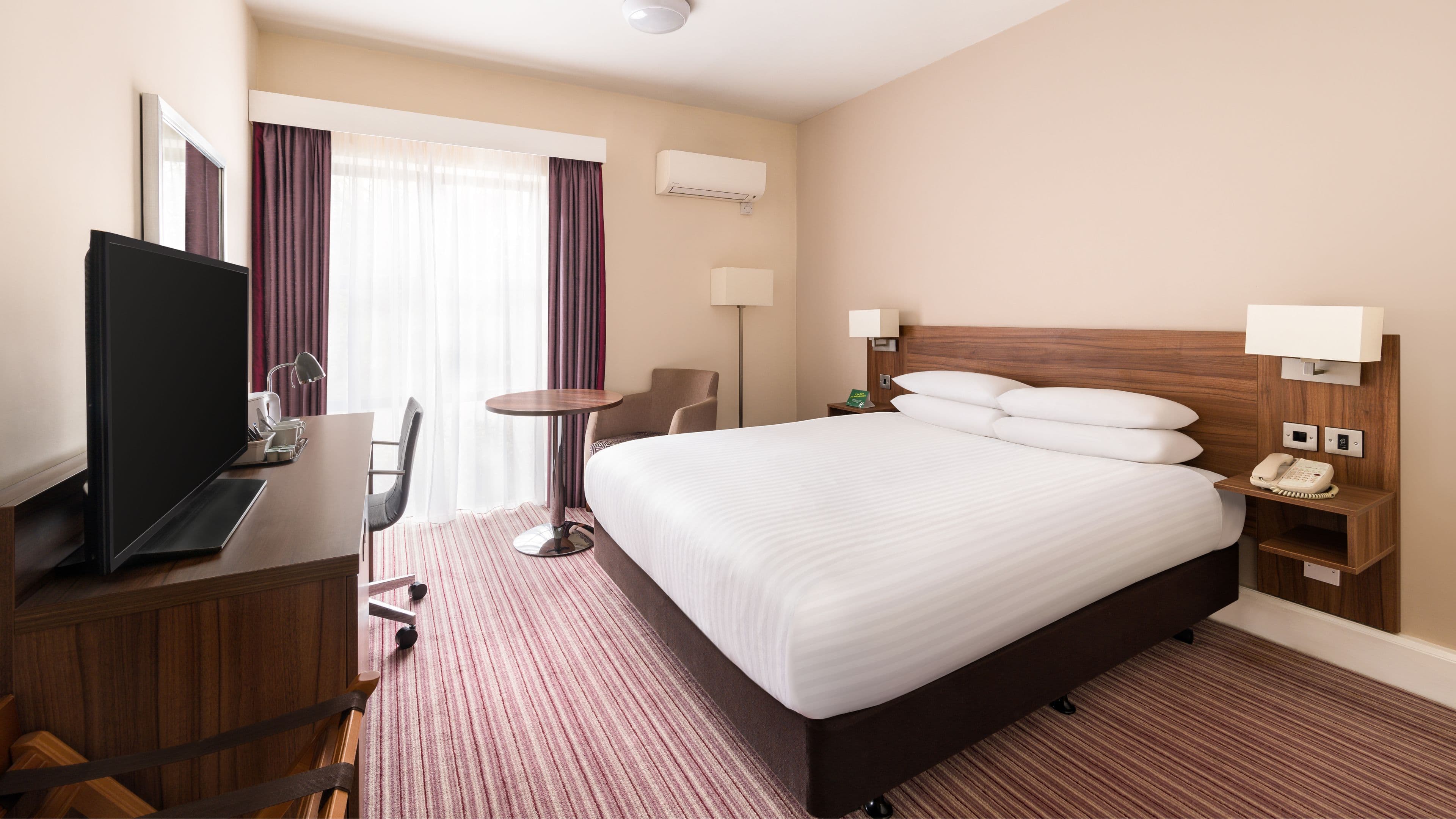 Holiday Inn Rotherham-Sheffield M1,Jct.33 — 23