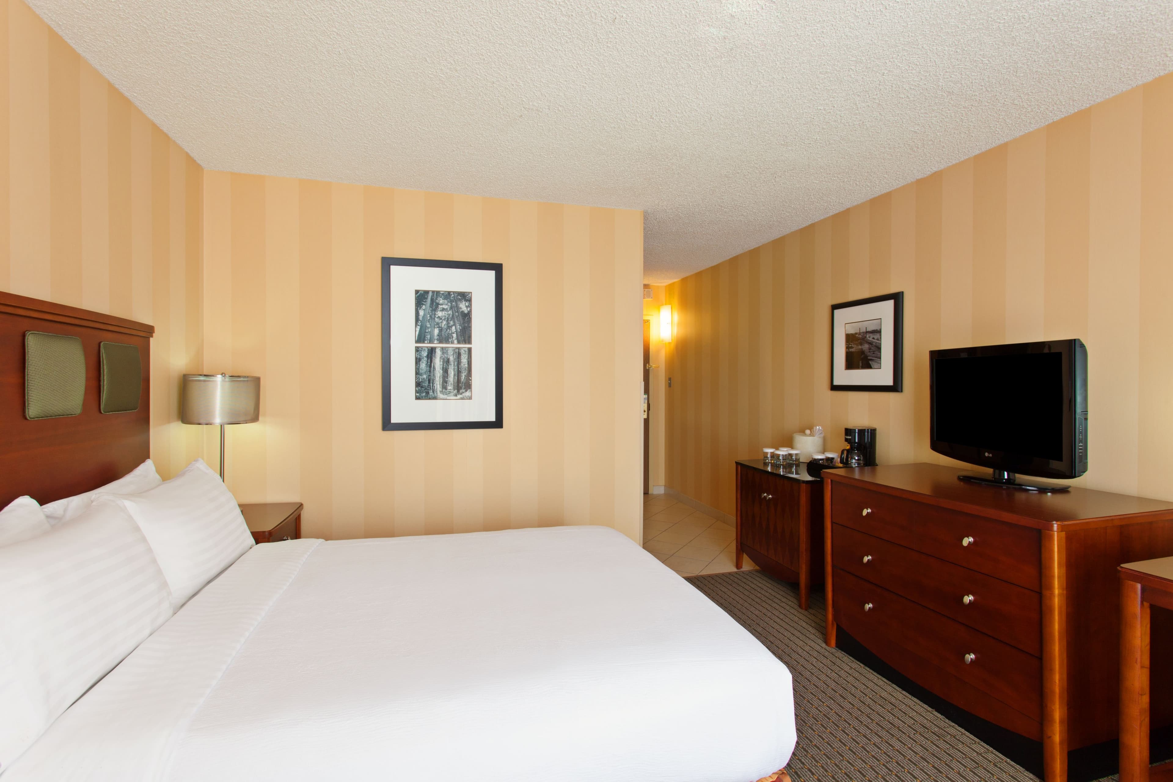 Holiday Inn Sacramento Downtown - Arena — 12