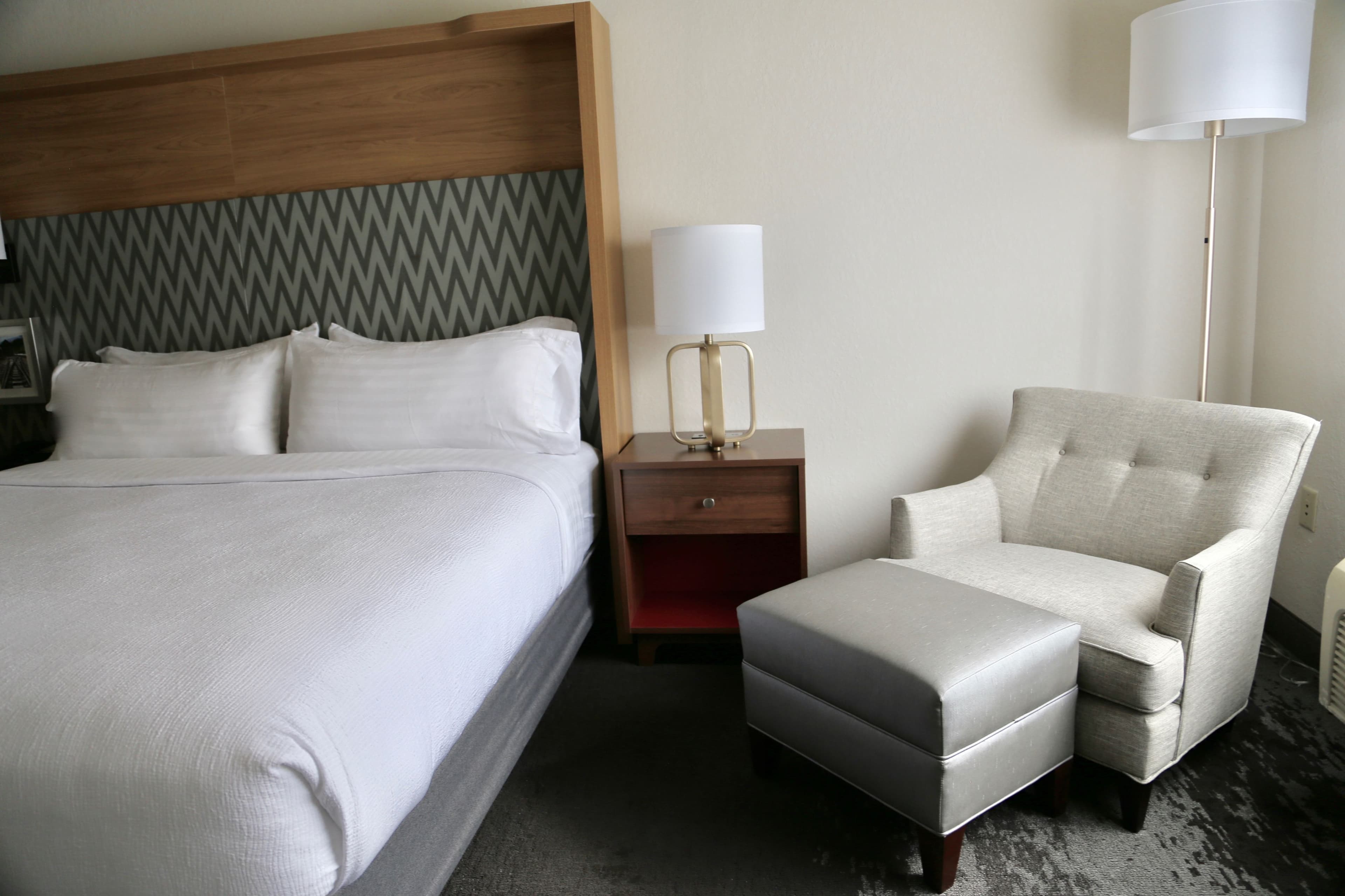Holiday Inn Salem (I-93 At Exit 2) — 3