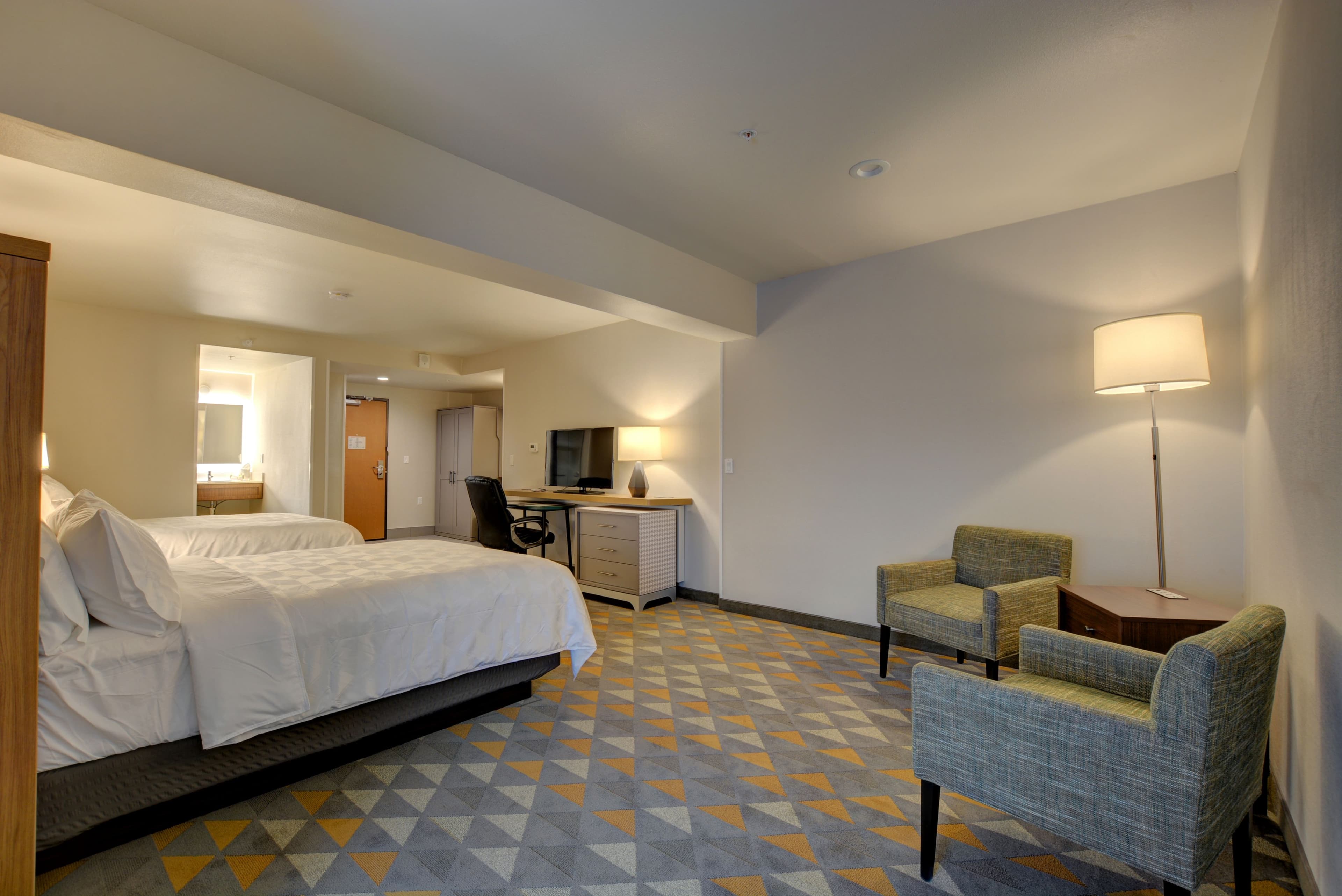 Holiday Inn Salem — 18