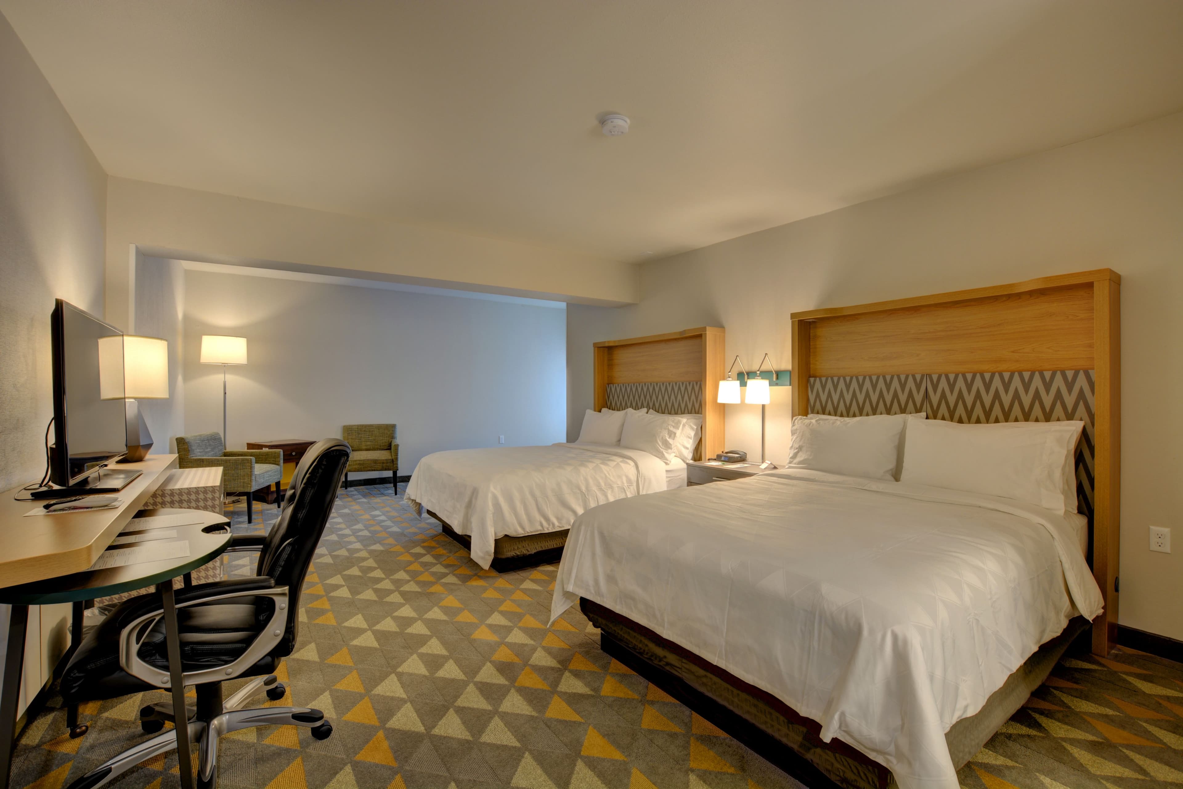 Holiday Inn Salem — 16