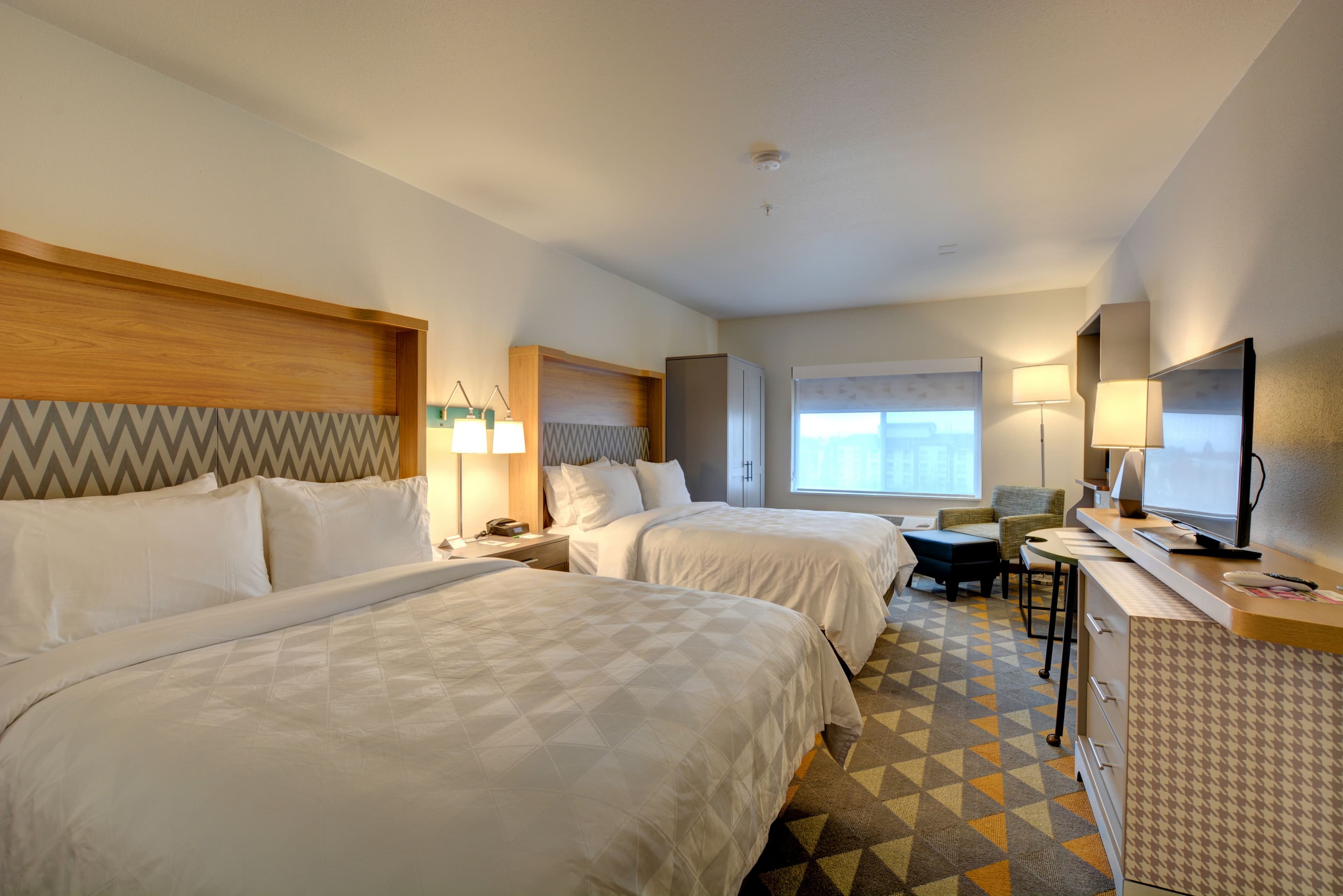 Holiday Inn Salem — 13