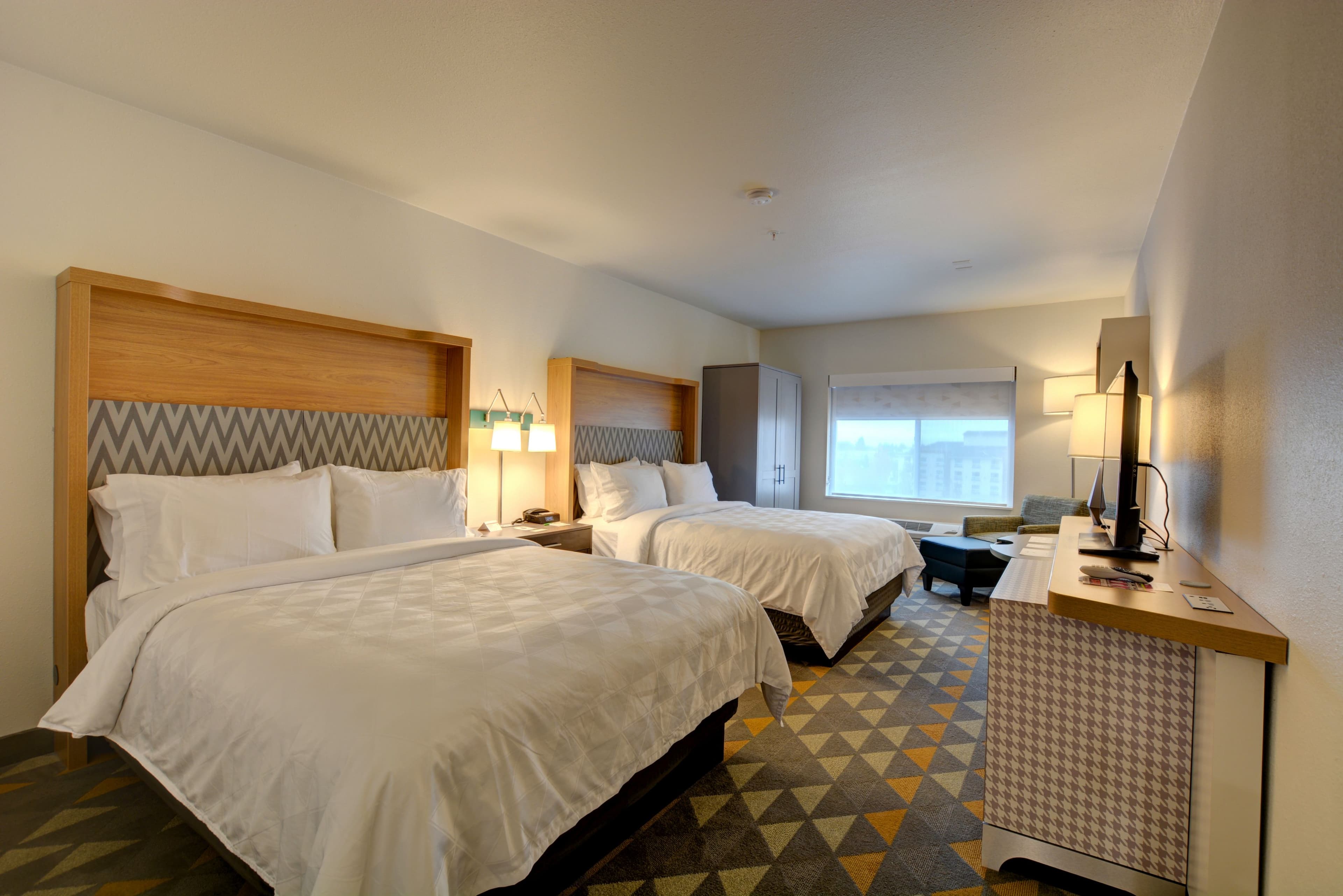 Holiday Inn Salem — 11