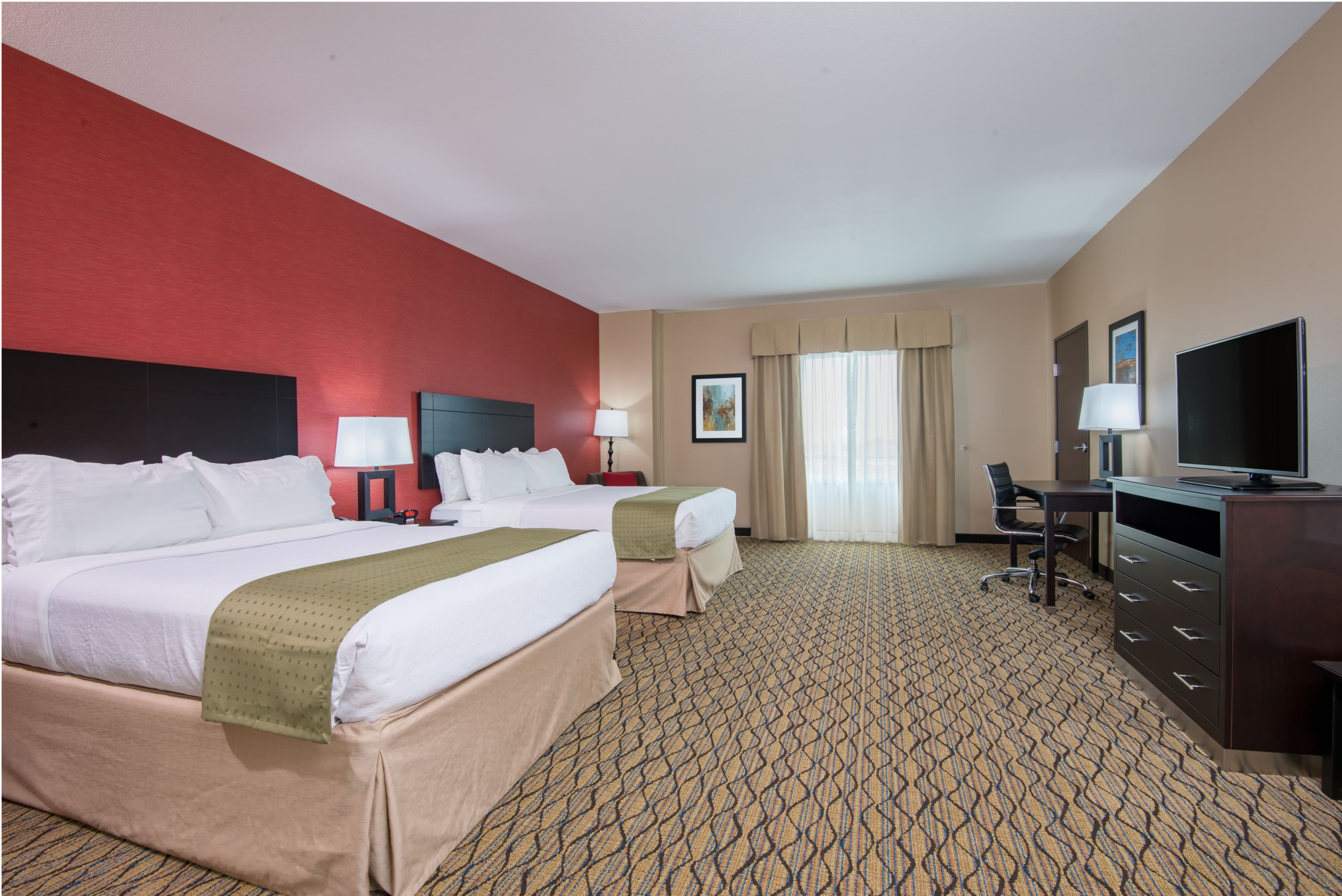 Holiday Inn Salina — 14