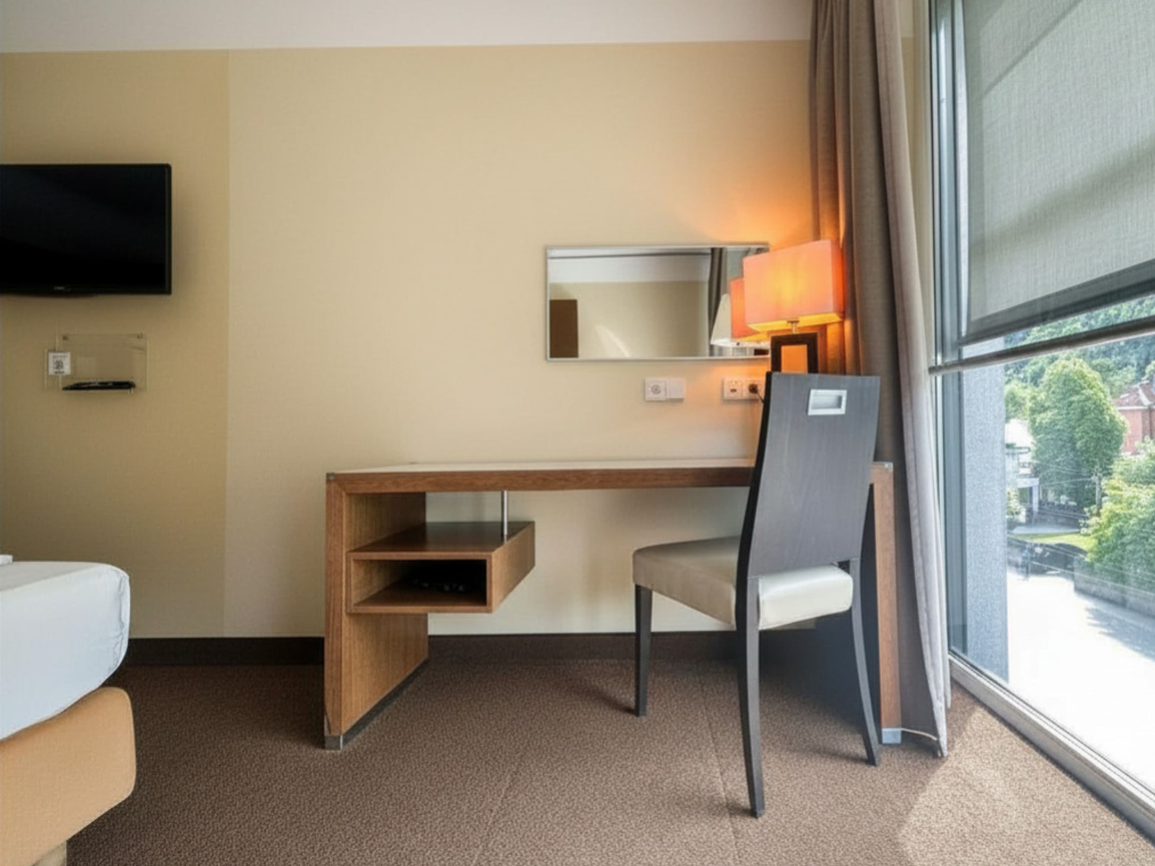 Holiday Inn Salzburg City — 10