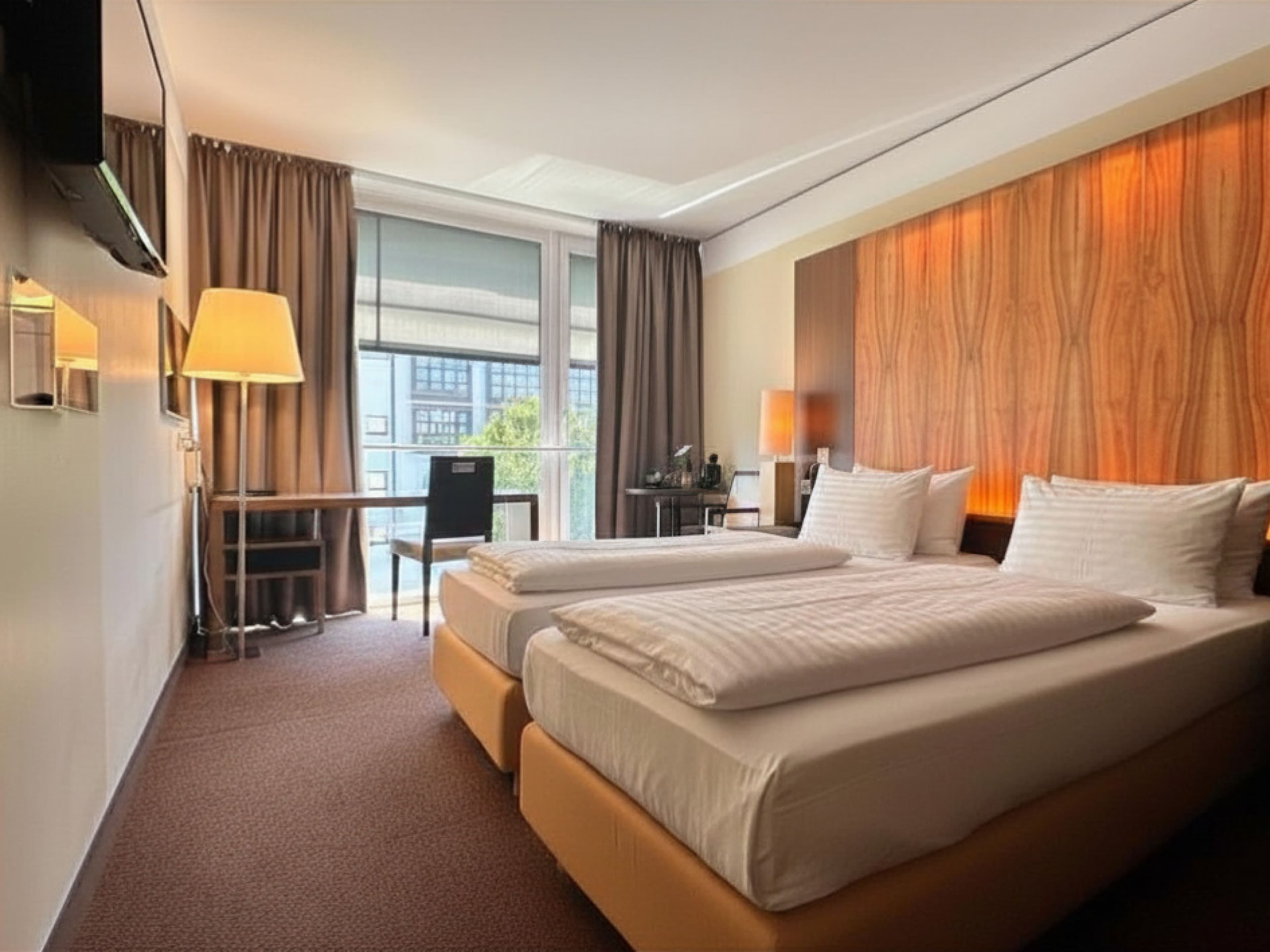 Holiday Inn Salzburg City — 34