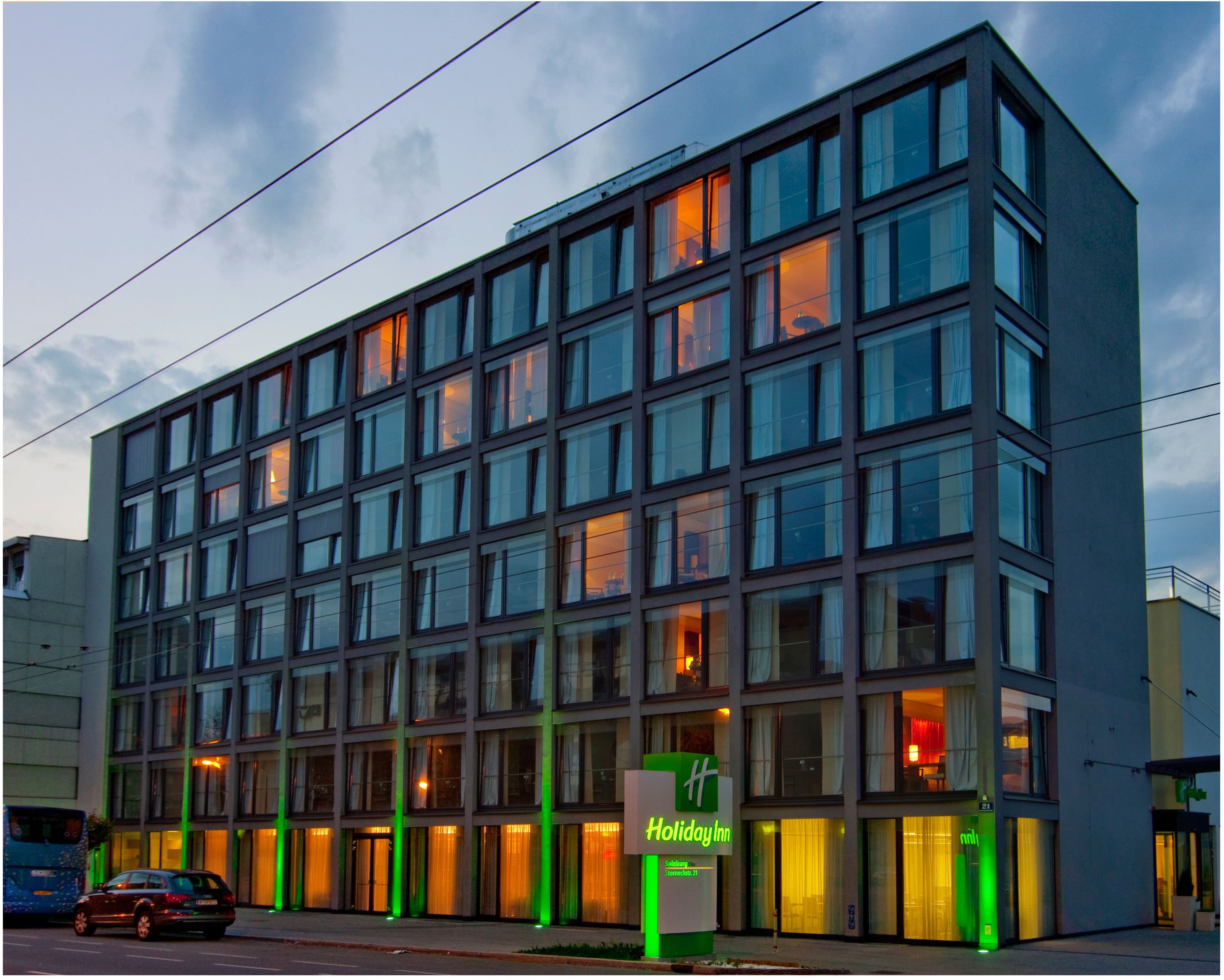 Holiday Inn Salzburg City - Image 1