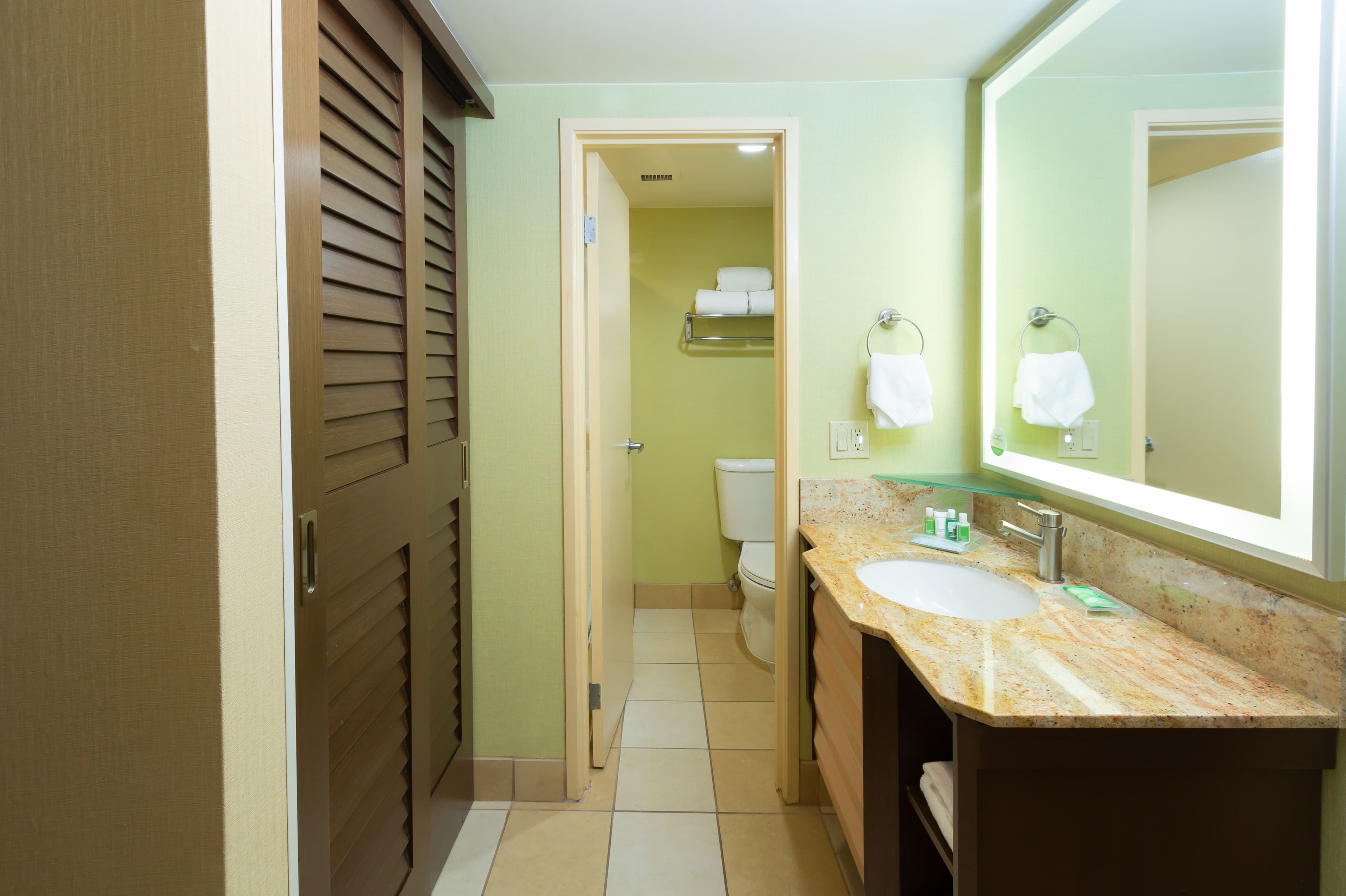Holiday Inn San Jose - Silicon Valley — 11