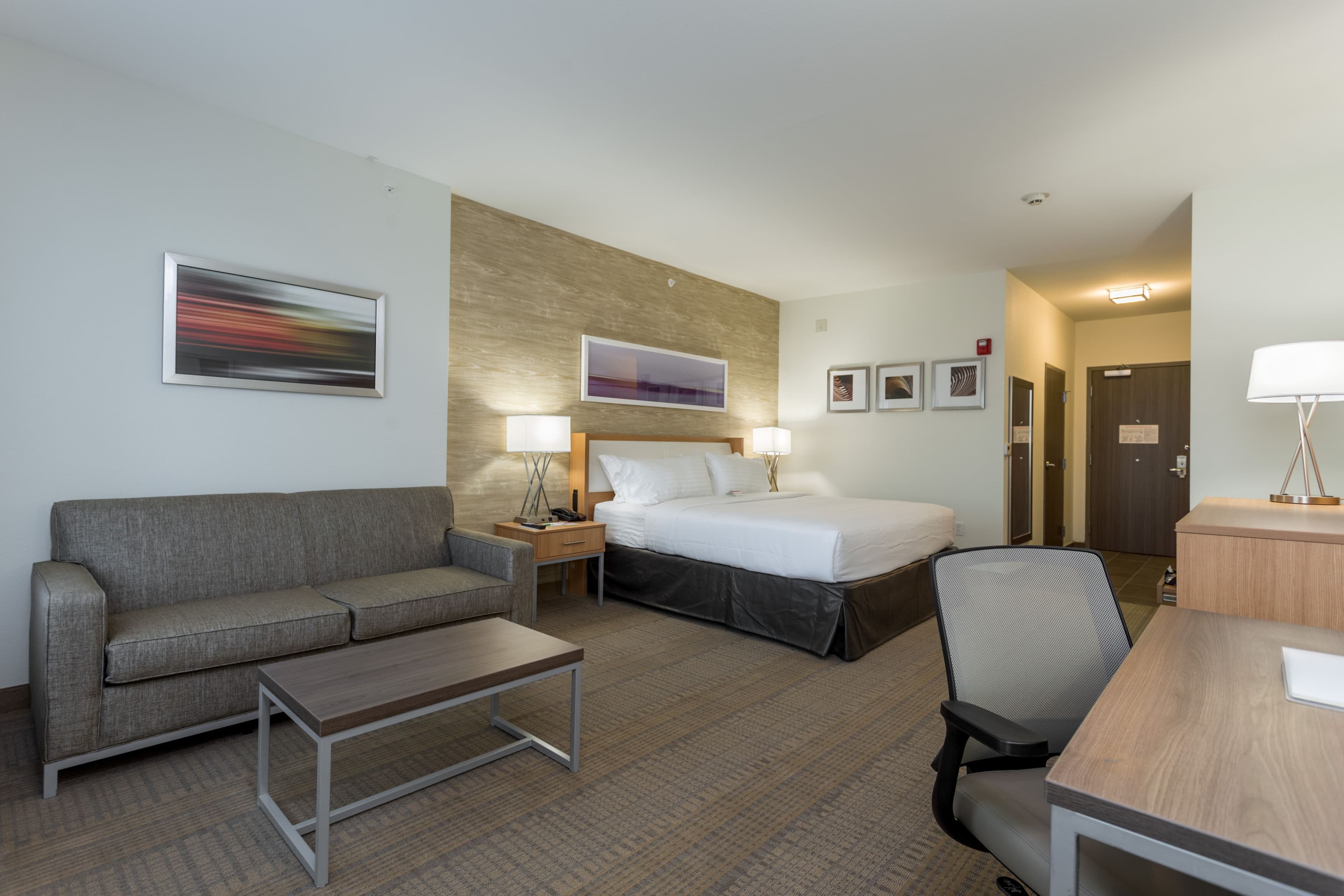 Holiday Inn San Marcos-Convention CTR Area — 15