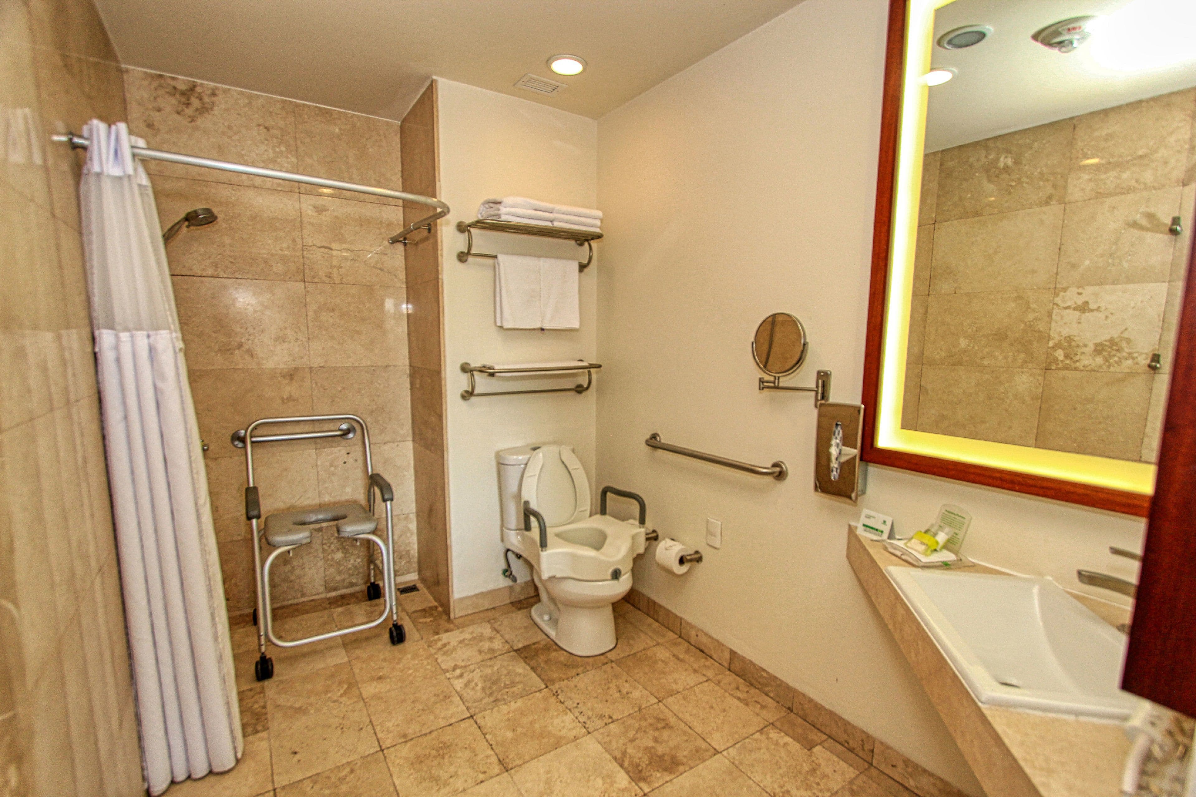 Holiday Inn Huatulco — 11