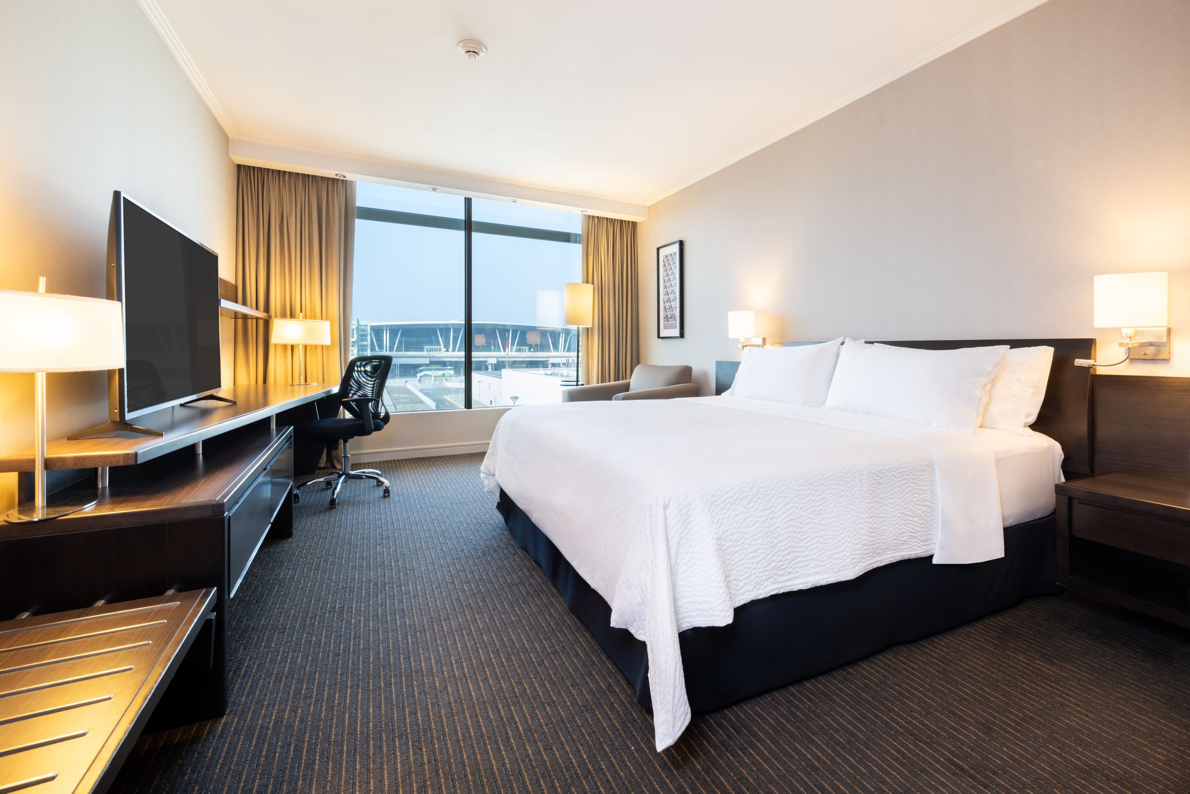 Holiday Inn Santiago - Airport Terminal - Image 3