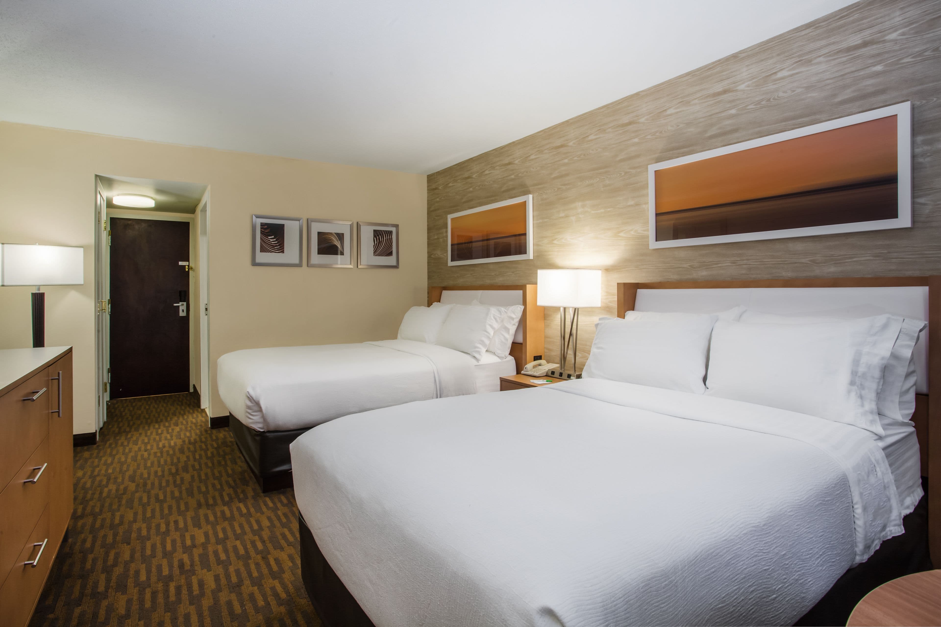 Holiday Inn Saratoga Springs — 21