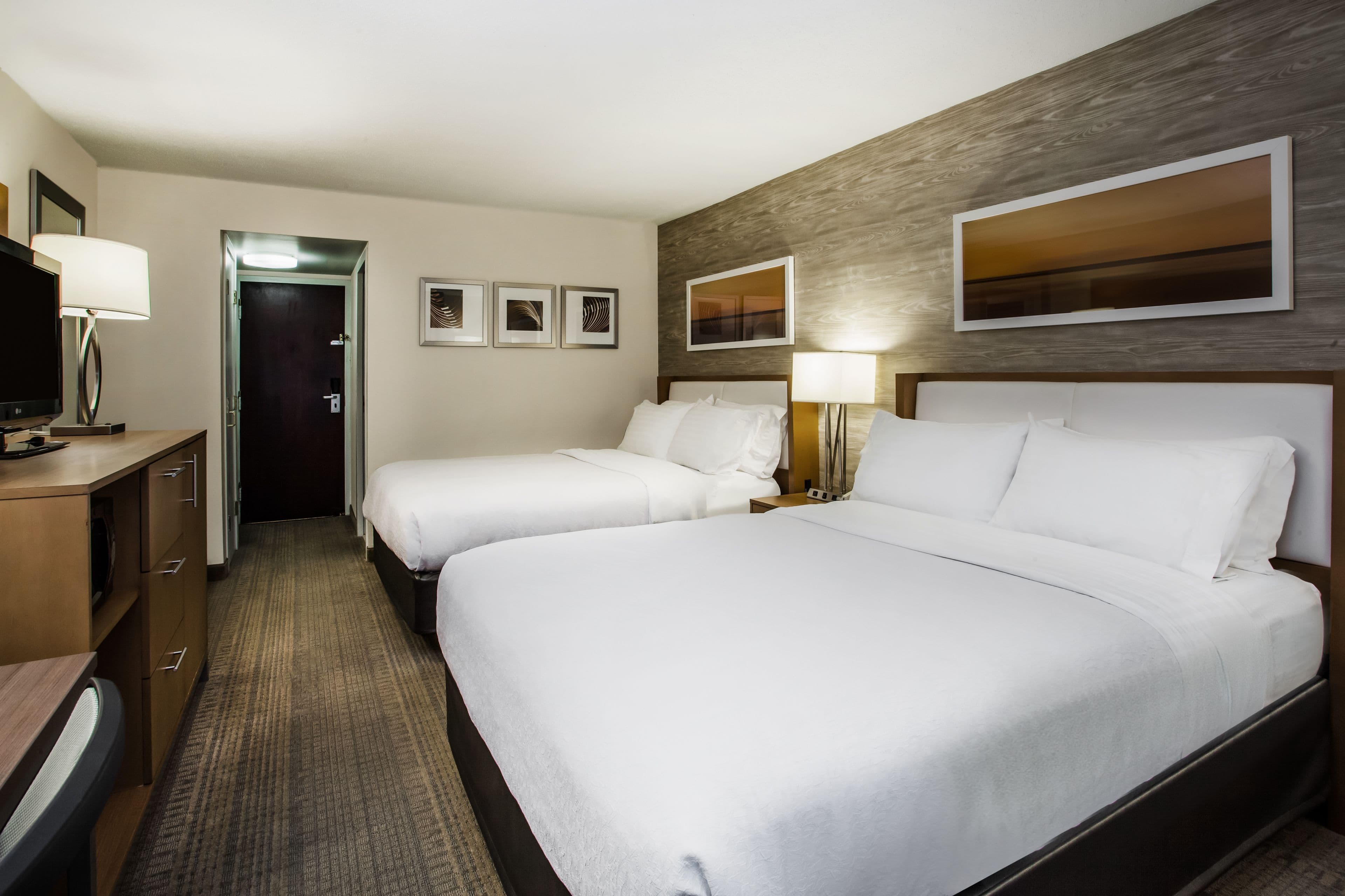 Holiday Inn Saratoga Springs — 18