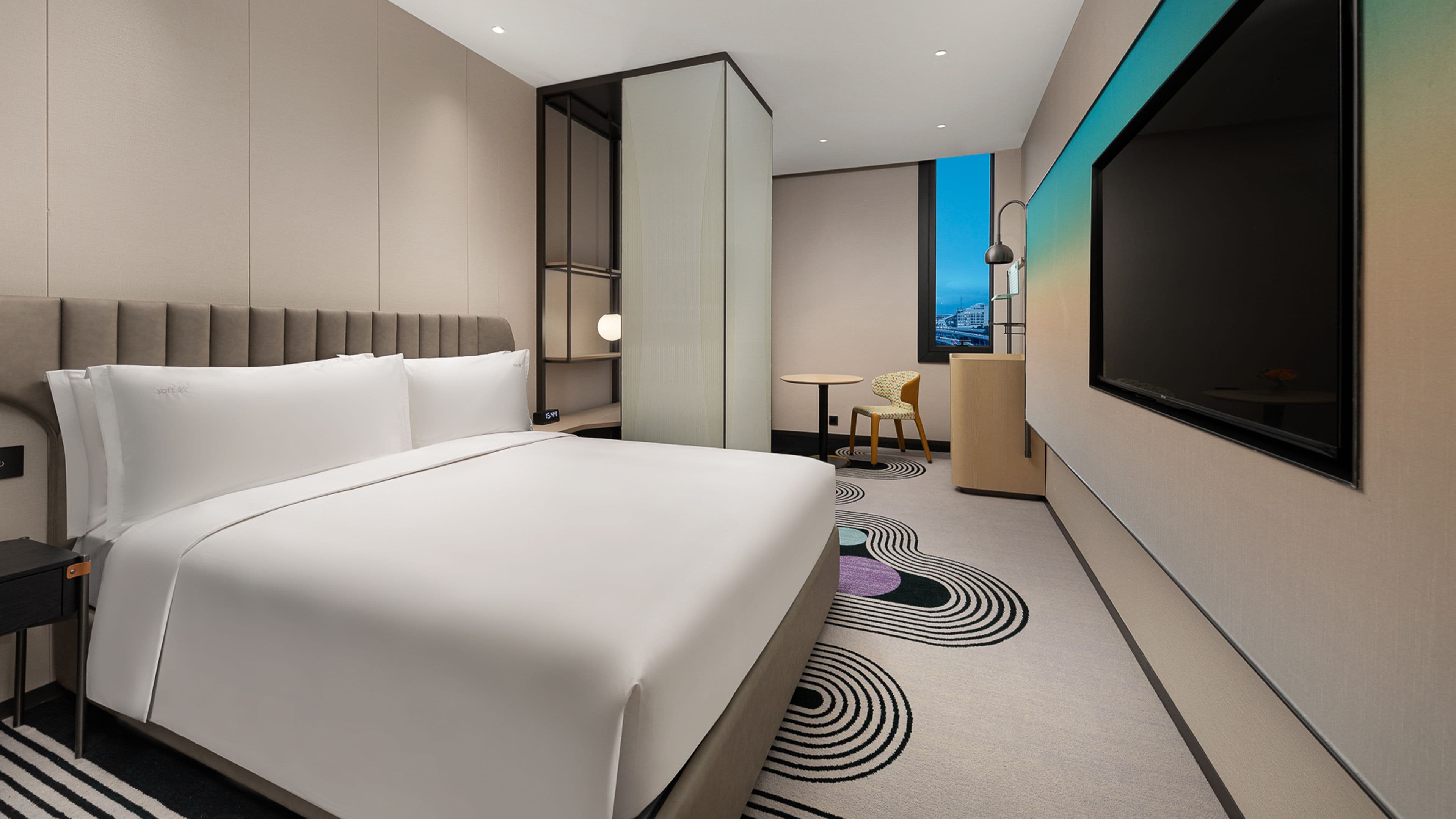 Holiday Inn Shanghai Pudong Airport — 12